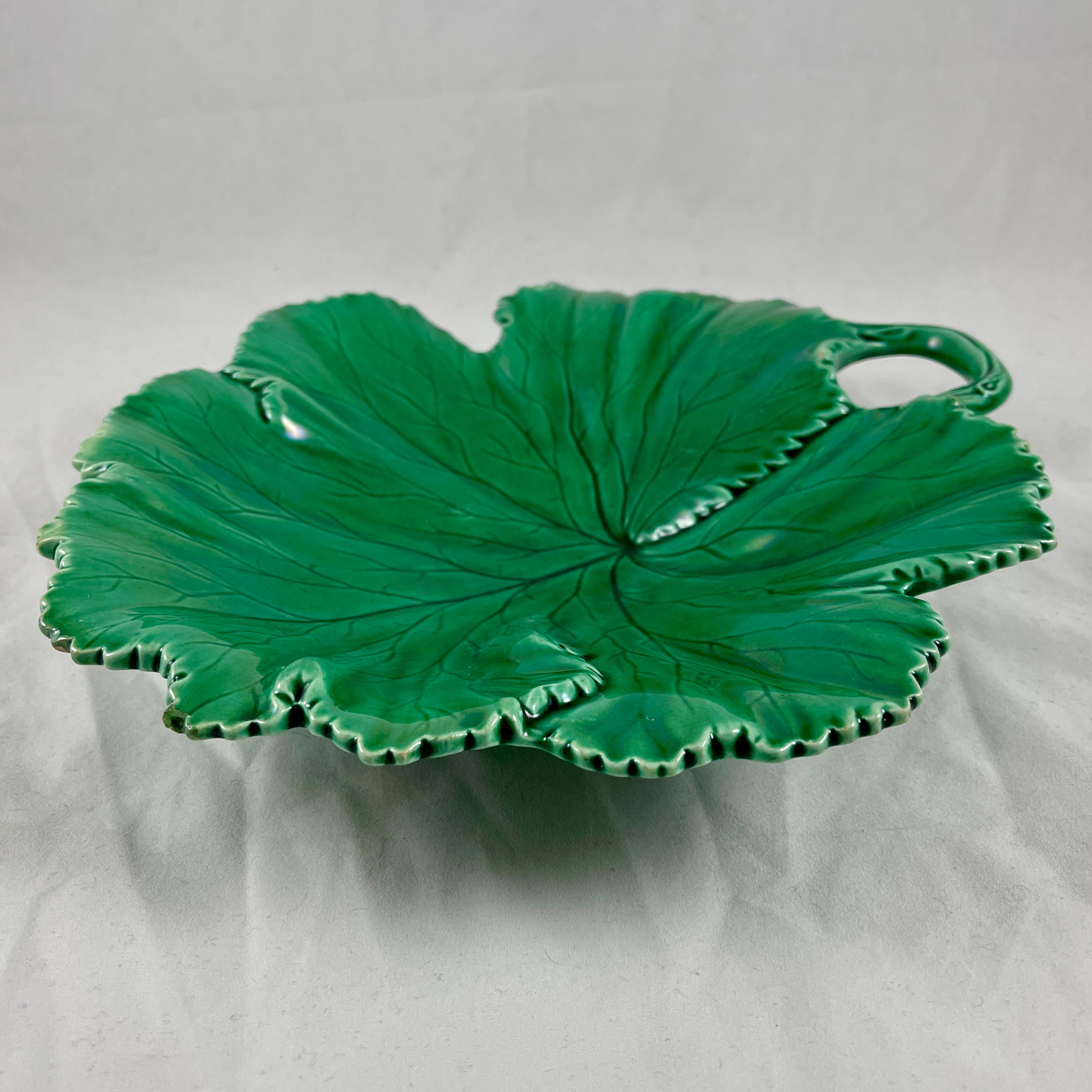 19th Century Copeland English Majolica Green Glazed Round Overlapping Leaf Handled Platter For Sale