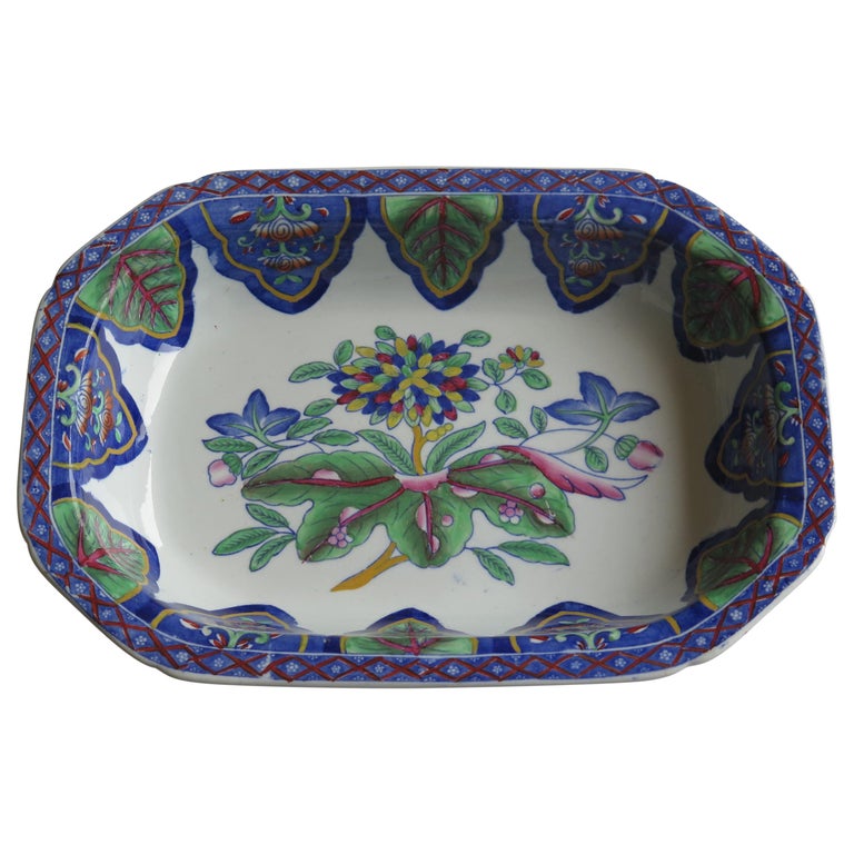 Copeland 
Garrett Ironstone Dish #1 Radiating Leaves Ptn No. 3876, circa 1835