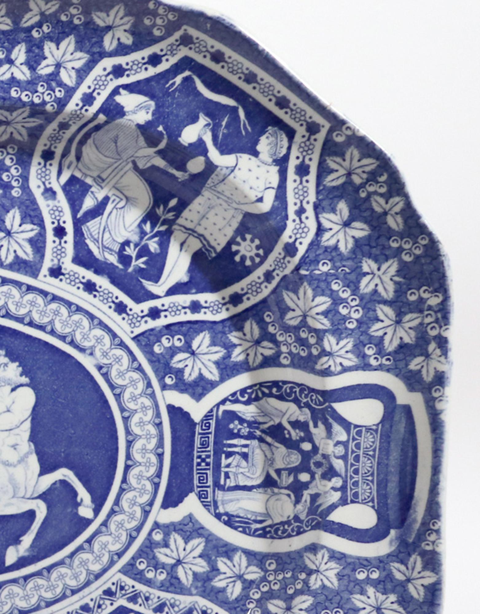 Copeland & Garrett Pottery Grand plat bleu à motif grec néoclassique en vente 2
