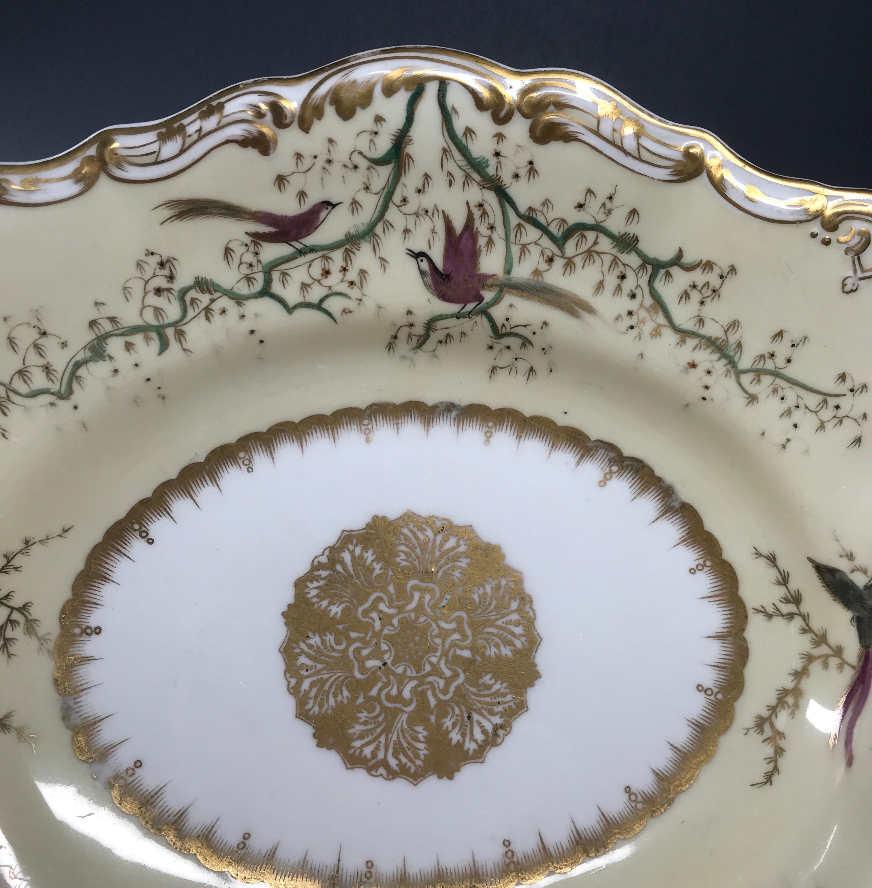 Early Victorian Copeland & Garrett Serving Dish, Birds on Pale Yellow Ground, C.1845 For Sale
