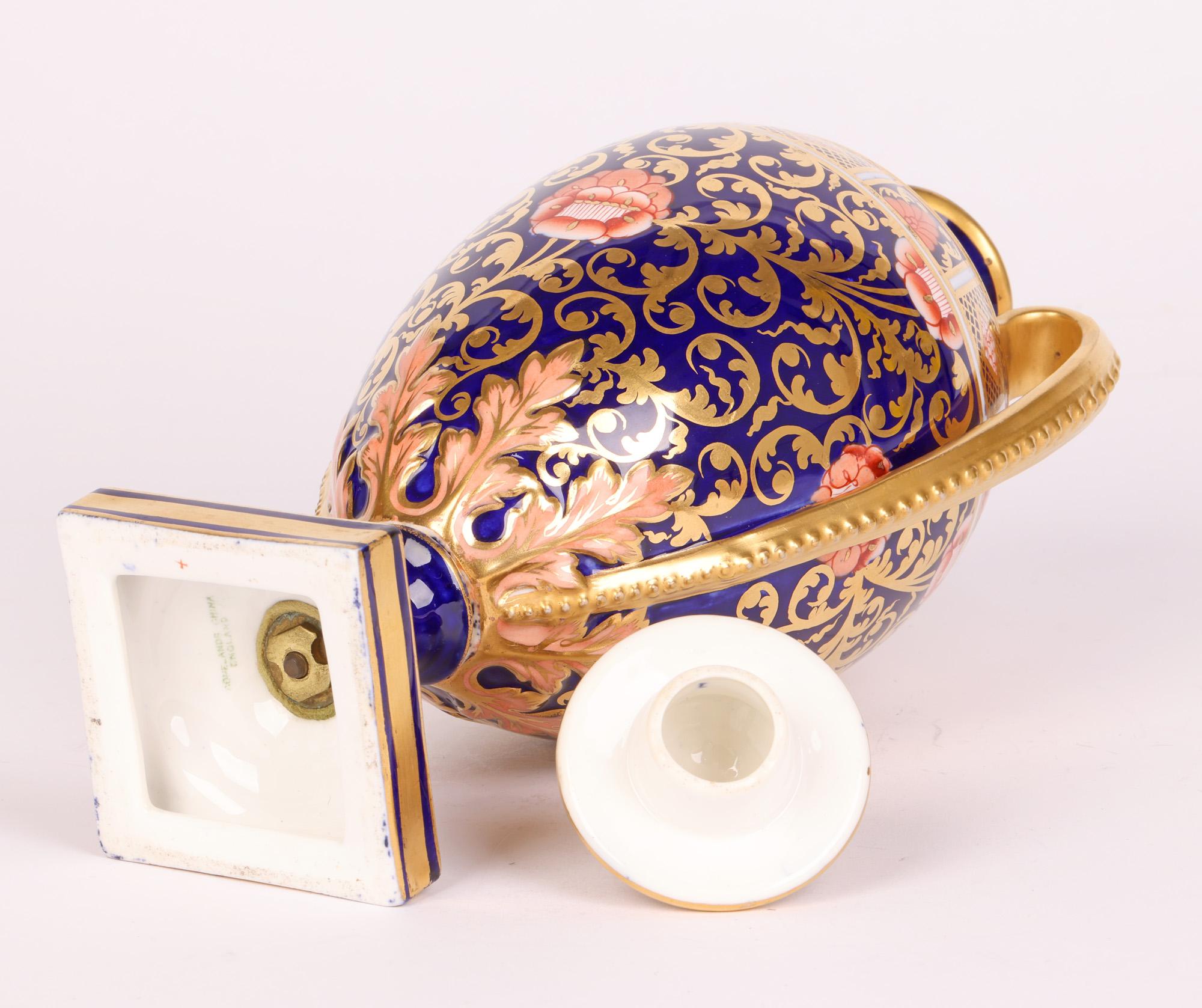 Copeland Imari-Muster Porzellan Vase mit zwei Henkeln und Deckel im Angebot 8