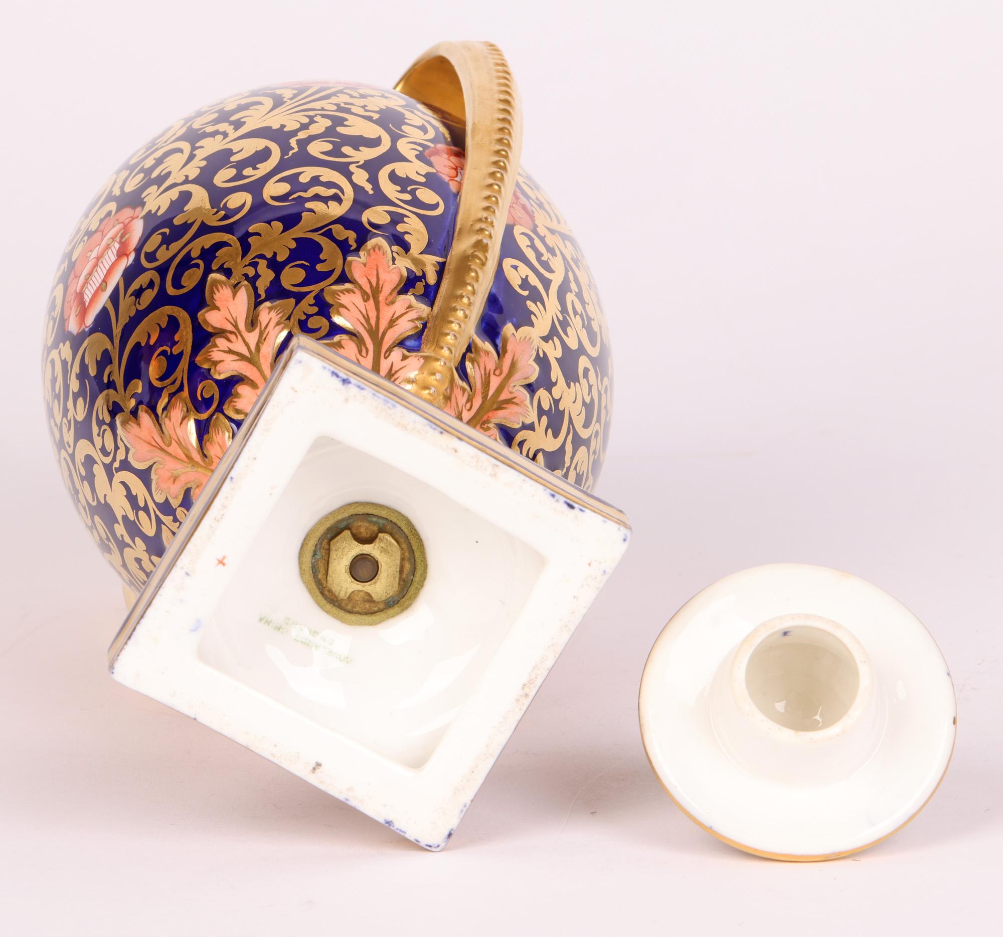 Copeland Imari-Muster Porzellan Vase mit zwei Henkeln und Deckel im Angebot 9