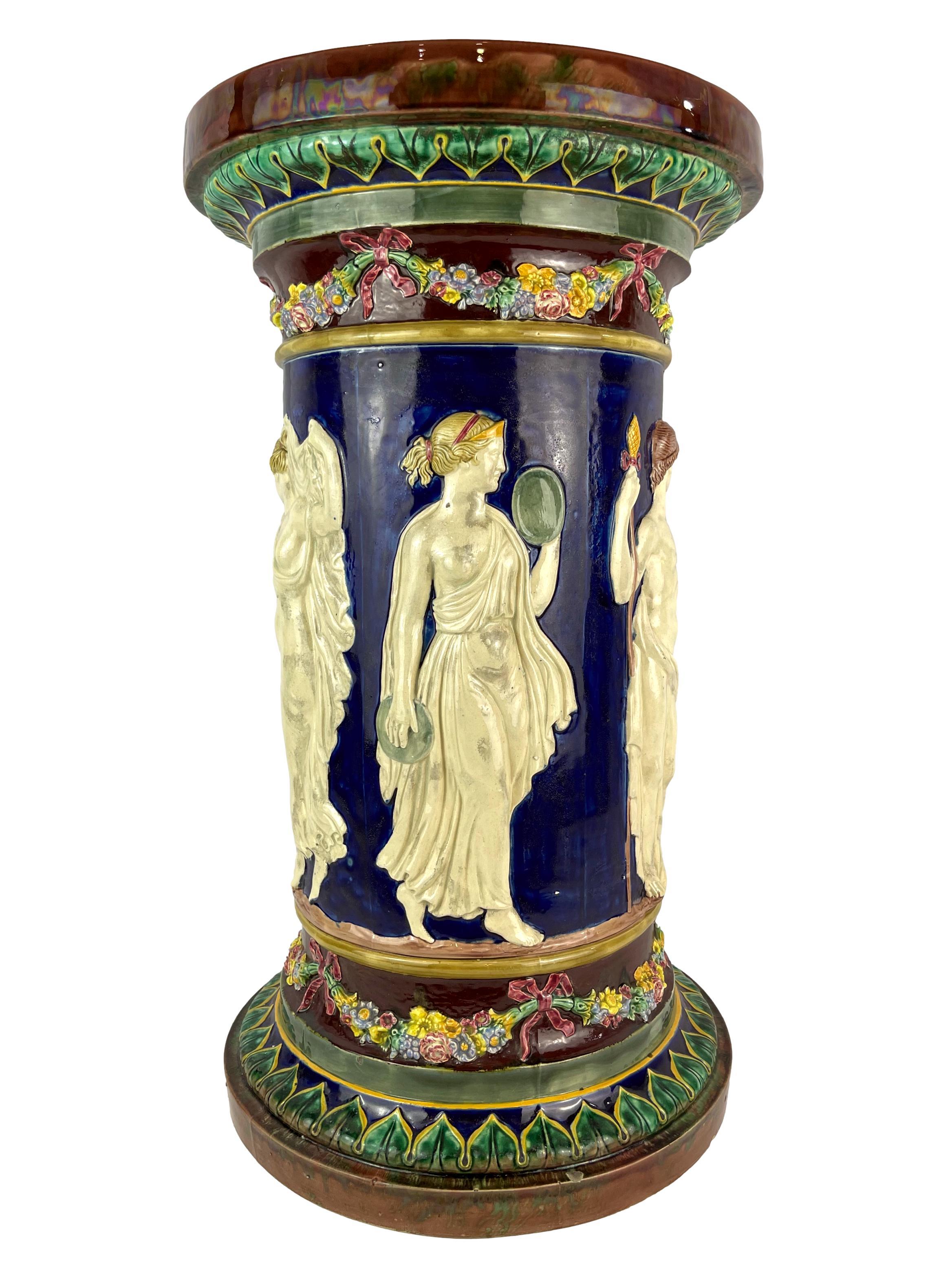 Copeland Majolica Classical Elgin Pedestal on Cobalt Ground, English, ca. 1875 In Good Condition In Banner Elk, NC