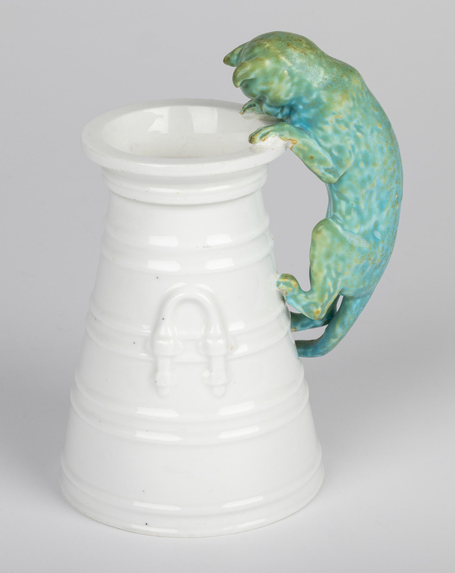 Copeland Porcelain Cat and Cream Churn Vase In Good Condition For Sale In Bishop's Stortford, Hertfordshire