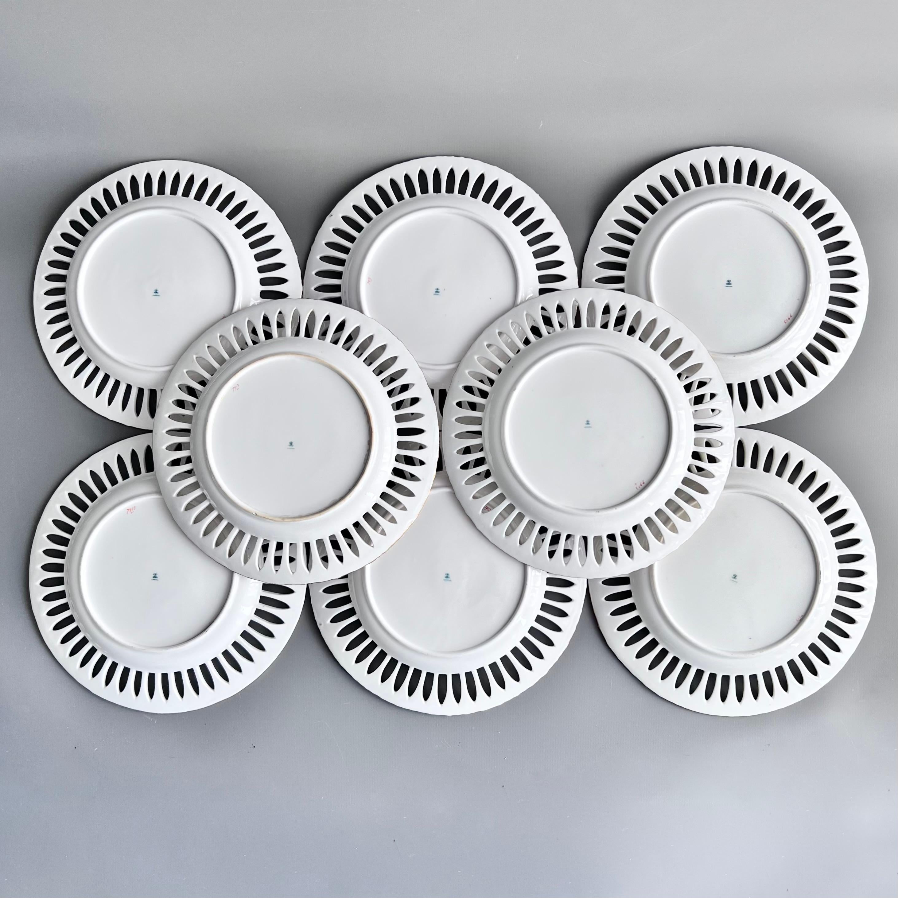 Copeland Juego de 8 platos, Reticulado, Flores sublimes de Greatbatch, 1848 en venta 11