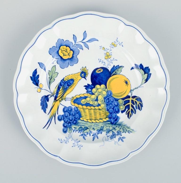 Copeland Spode, Inglaterra, Bluebird.
Cuatro platos de comida.
Mediados del siglo XX.
En perfecto estado.
Marcado.
Medidas: D 21,8 cm.