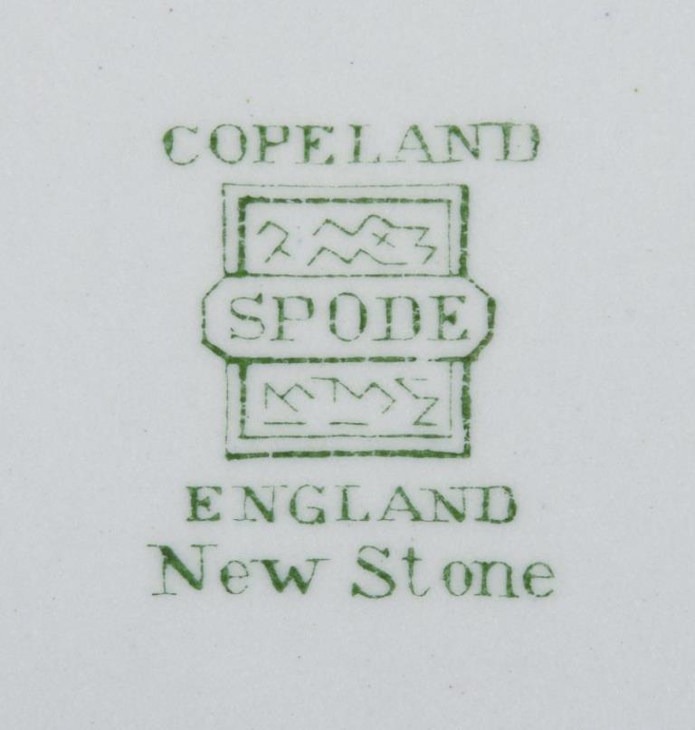 Copeland Spode, Inglaterra. Cinco platos llanos de loza. Aproximadamente 1930 Fayenza en venta