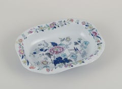 Copeland/Spode, England. Oval dish and an oval bowl in faience.