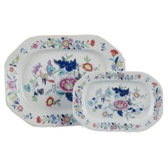 Copeland Spode, Inghilterra. Due piatti ovali in maiolica. Circa anni '30