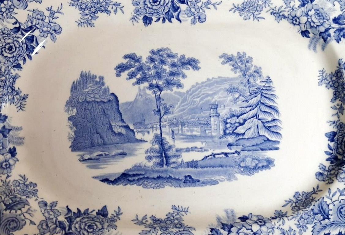 Glazed Copeland-Spode English Tray with Blue Transferware Decorations For Sale