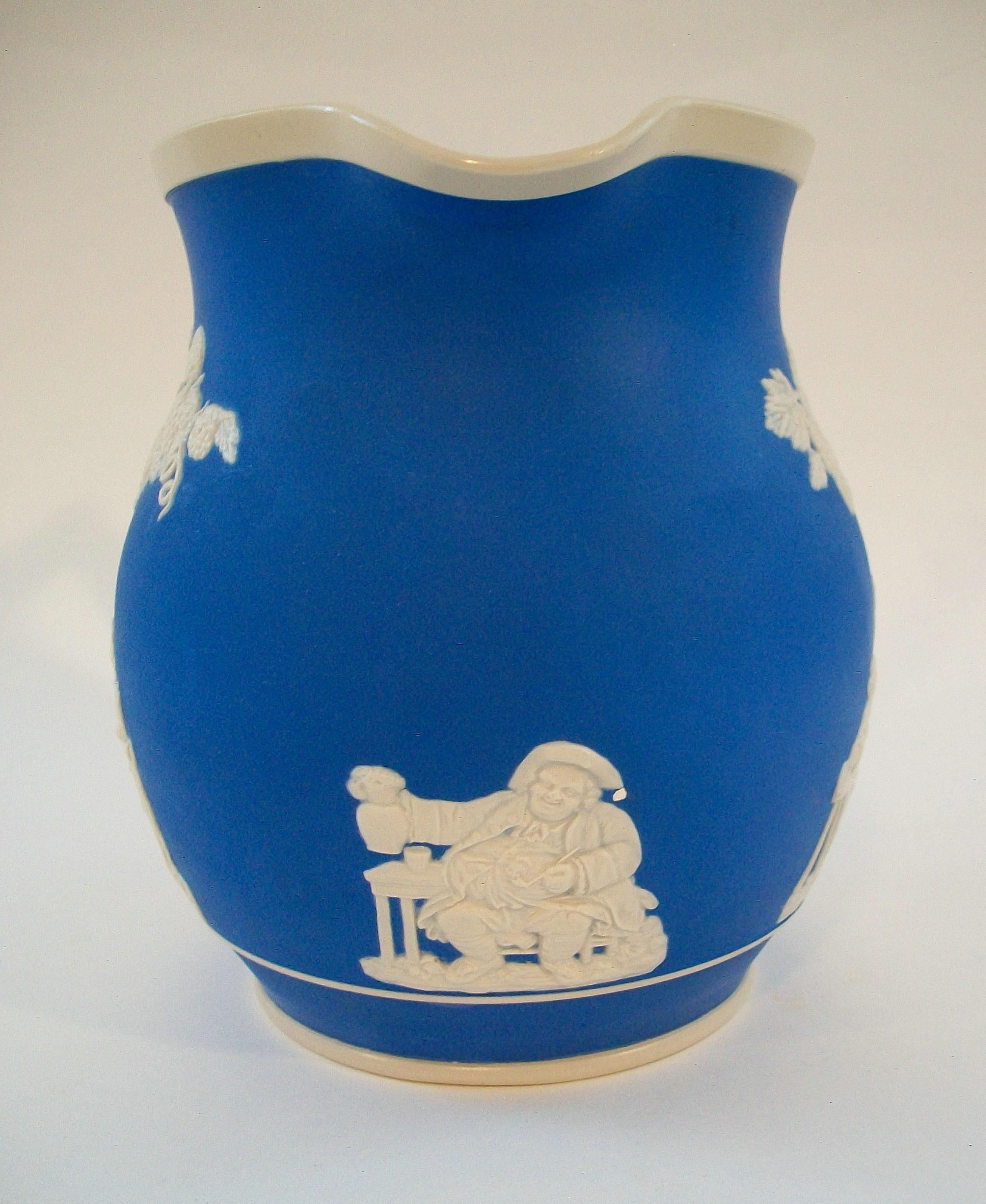 Hand-Crafted COPELAND SPODE - Large Jasperware Pitcher - U.K. - Circa 1833-1847 For Sale