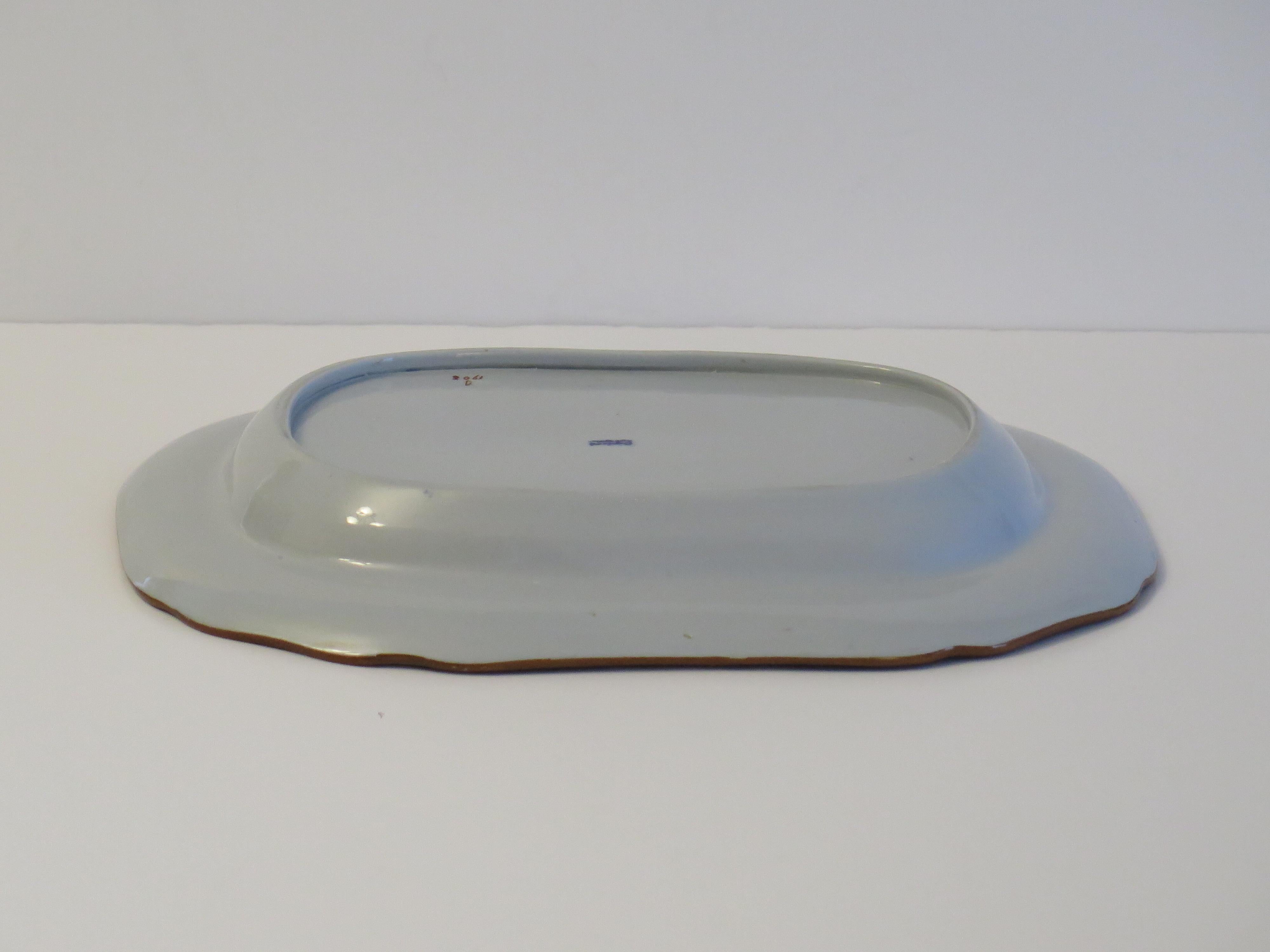Copeland Stone China Dish or Platter in Tobacco Leaf Pattern No 2061, Mid 19th C 9