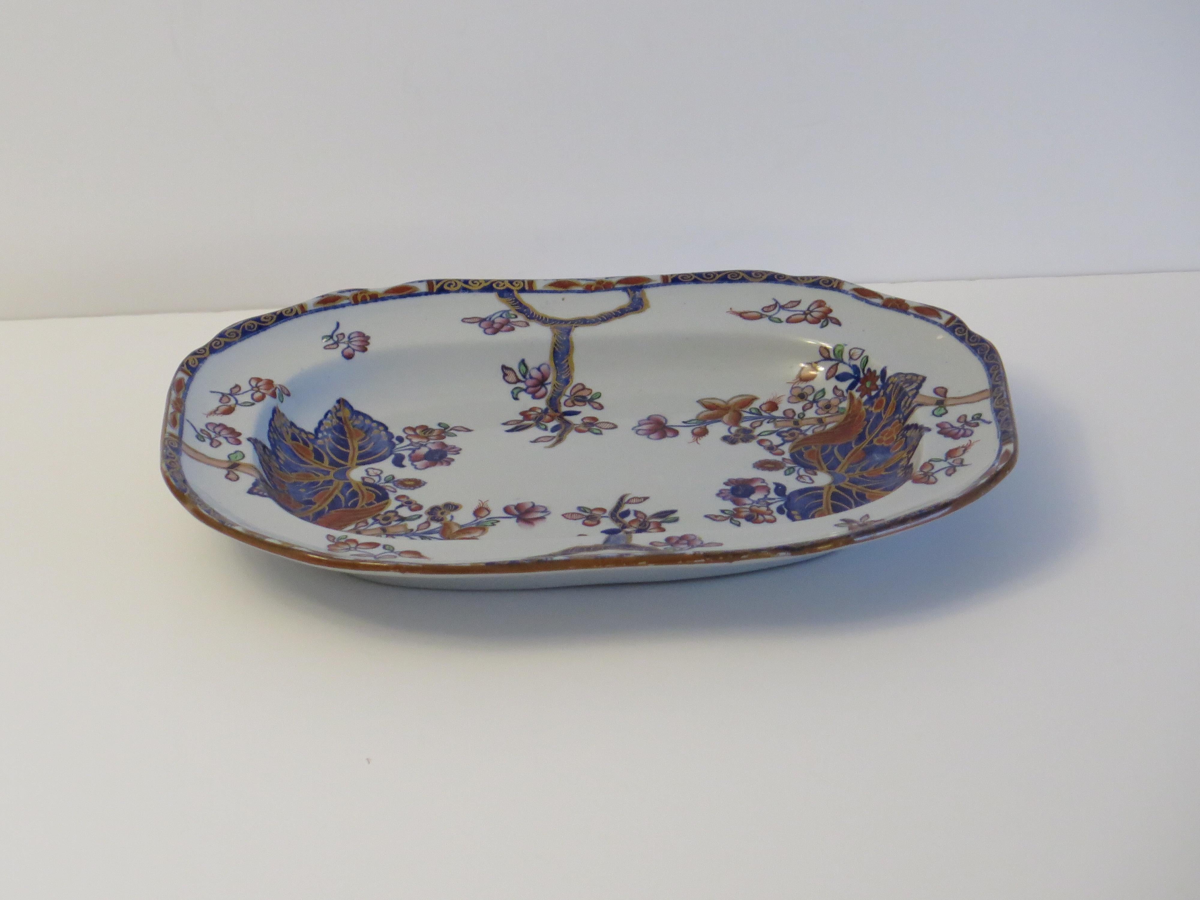 English Copeland Stone China Dish or Platter in Tobacco Leaf Pattern No 2061, Mid 19th C