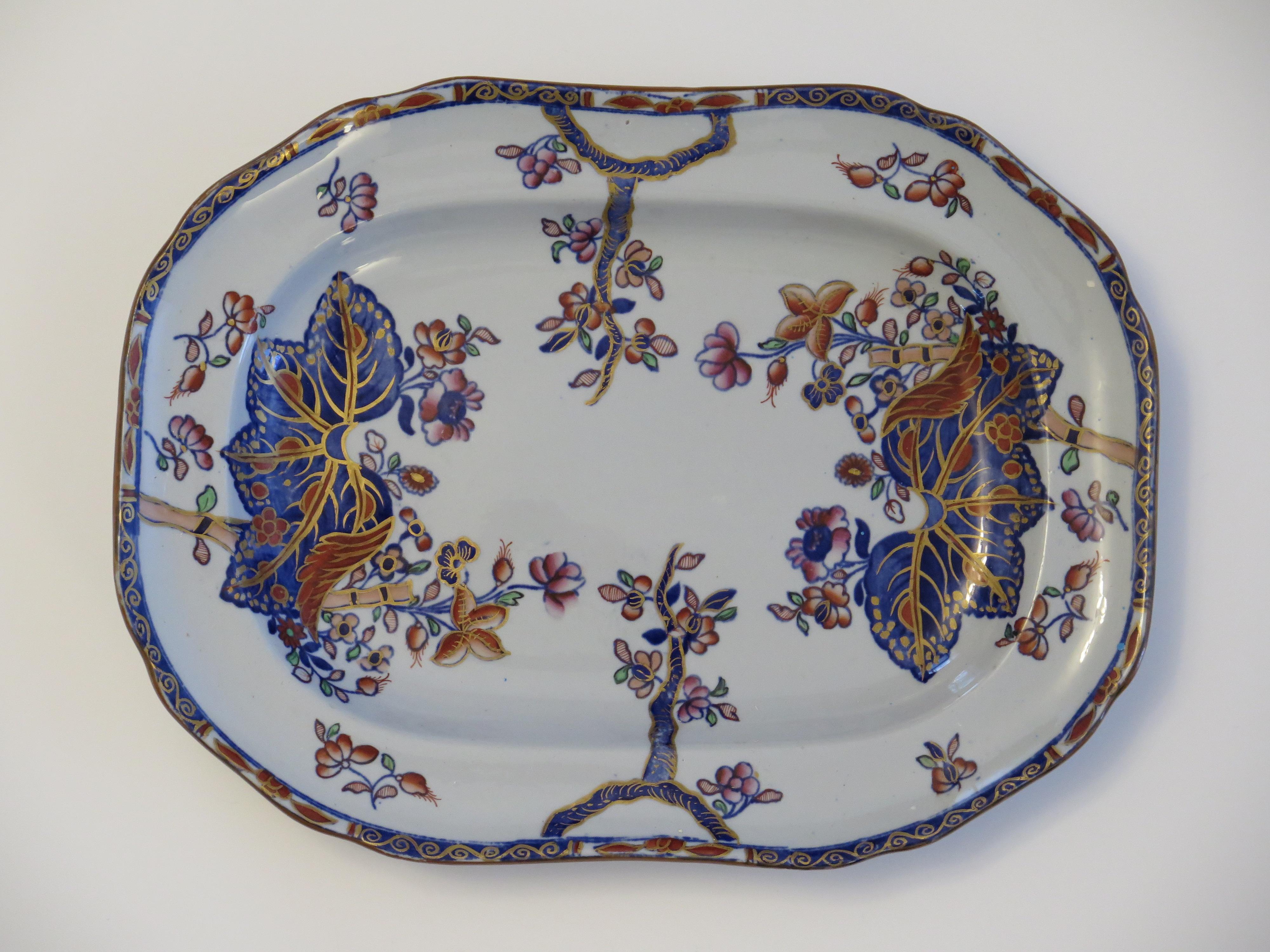 Hand-Painted Copeland Stone China Dish or Platter in Tobacco Leaf Pattern No 2061, Mid 19th C