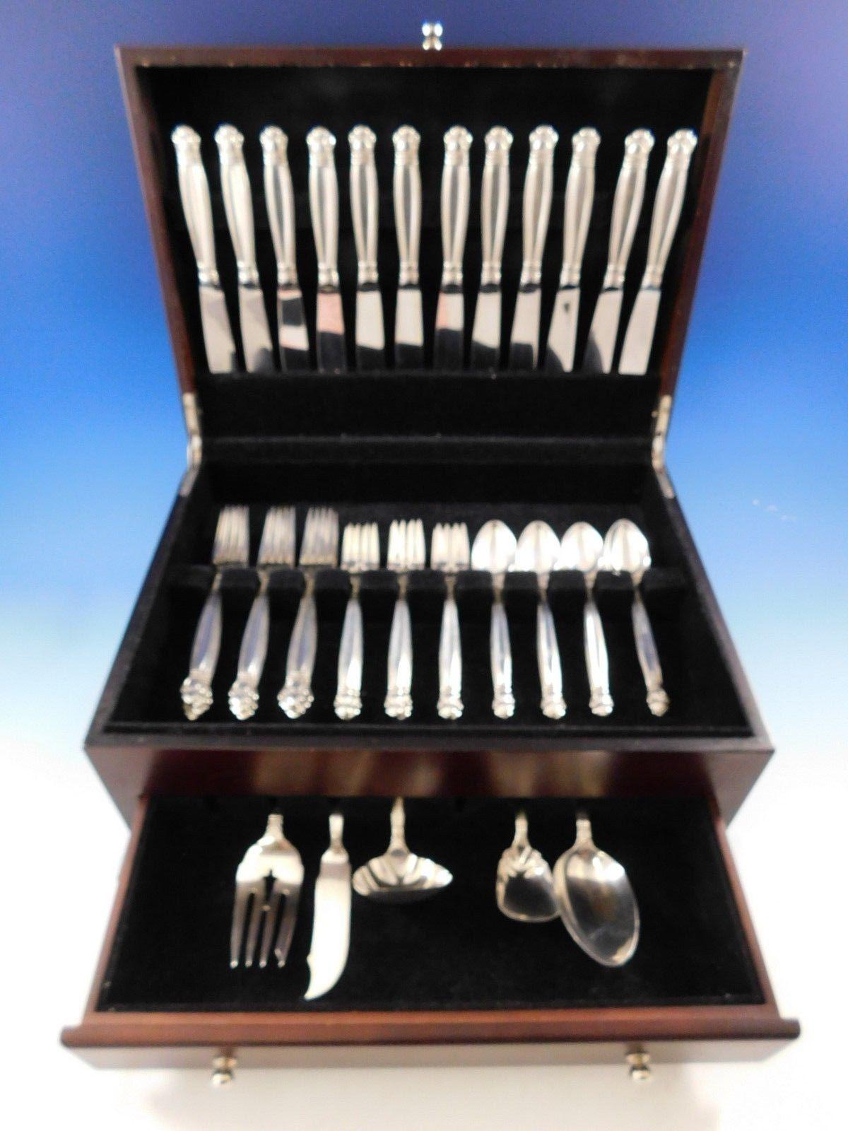 Lovely Scandinavian design copenhagen by Manchester sterling silver flatware set of 53 pieces. This set includes:

12 knives, 8 3/4