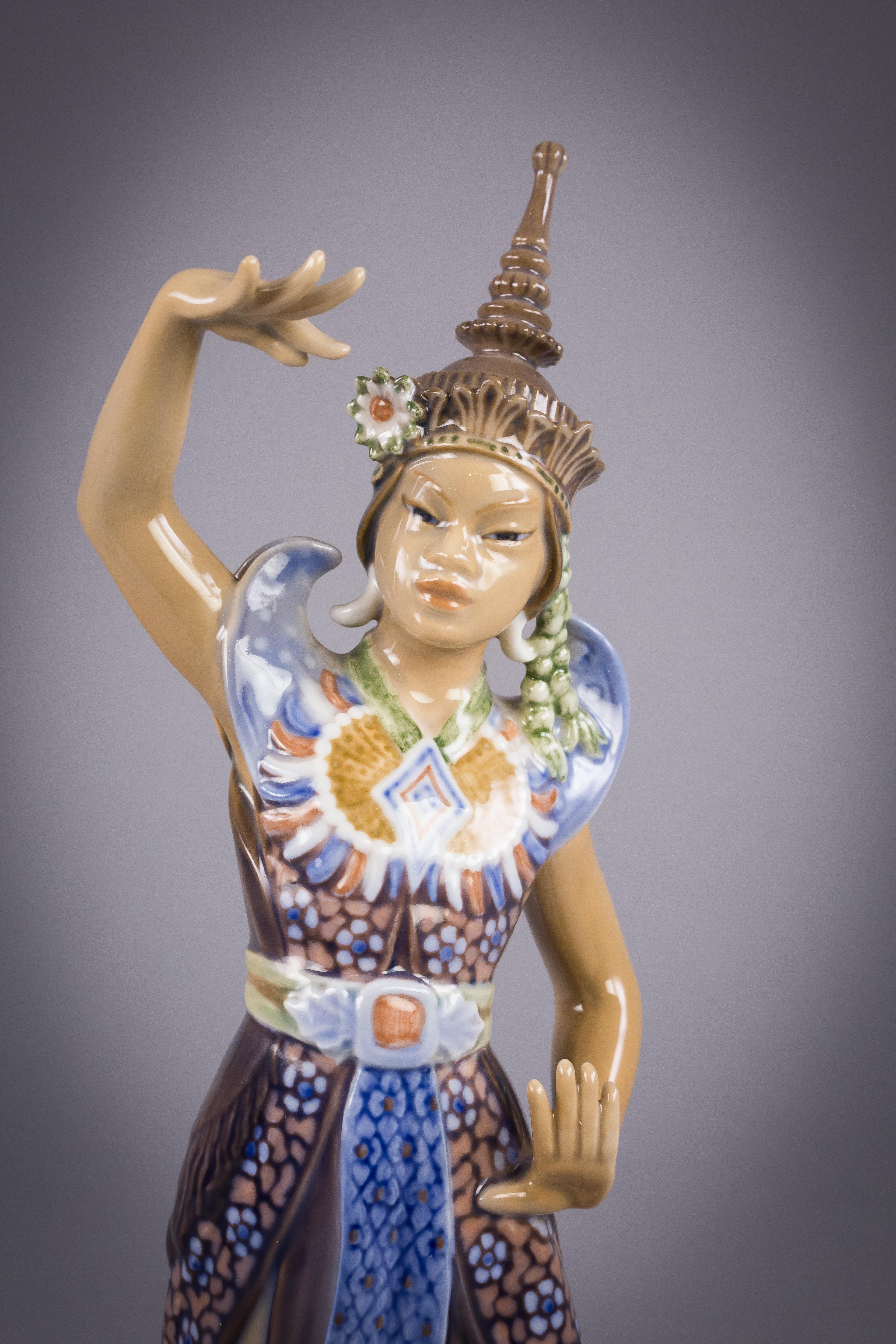 tempeltänzerin figur