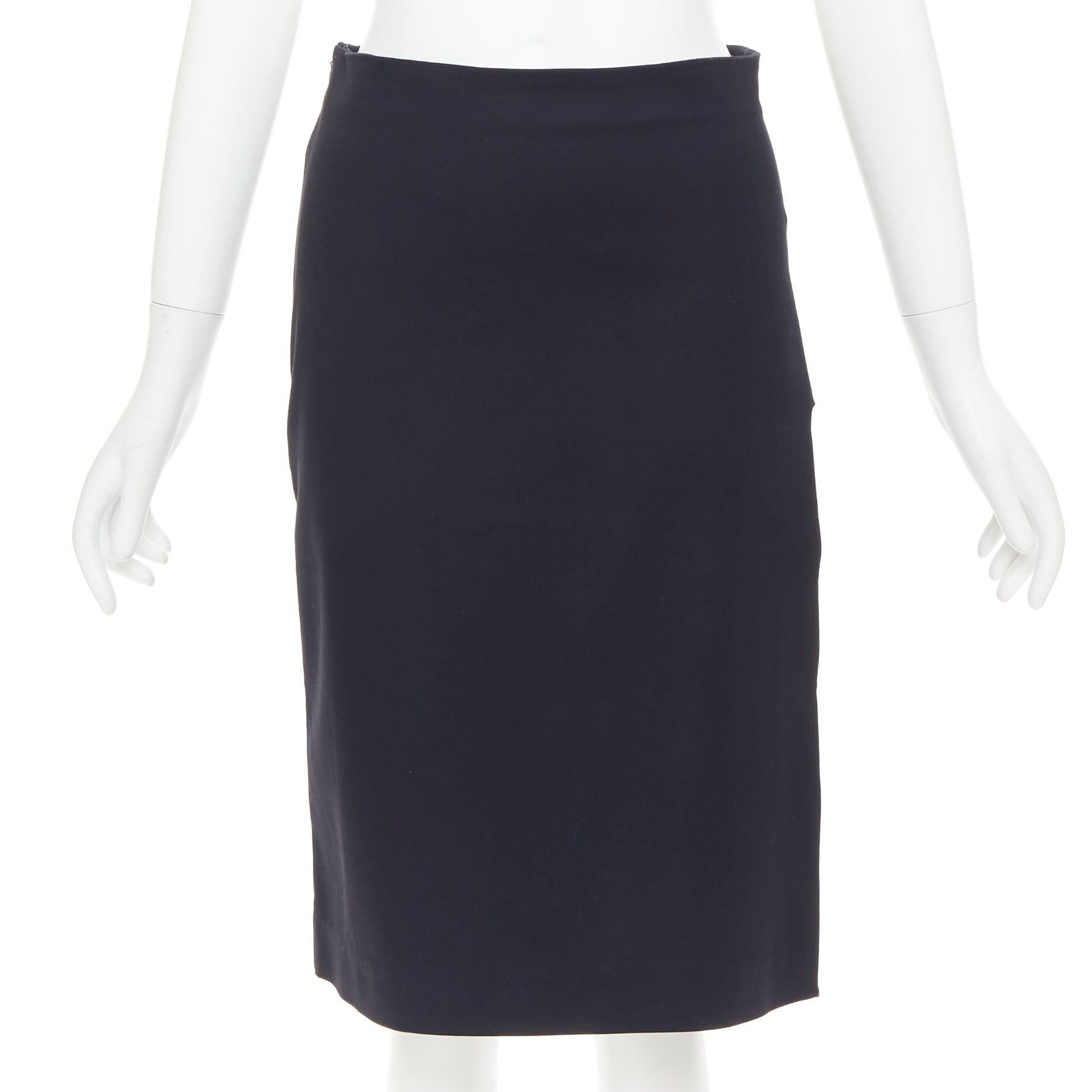 COPERNI gonna a tubino in misto cotone nero a vita alta e spacco alto IT38 XS
Riferimento: TGAS/F00165
Marchio: Coperni
Materiale: Cotone, misto
Colore: nero
Modello: Tinta unita
Chiusura: zip
Fodera: Nero 
Dettagli extra: Spacco laterale