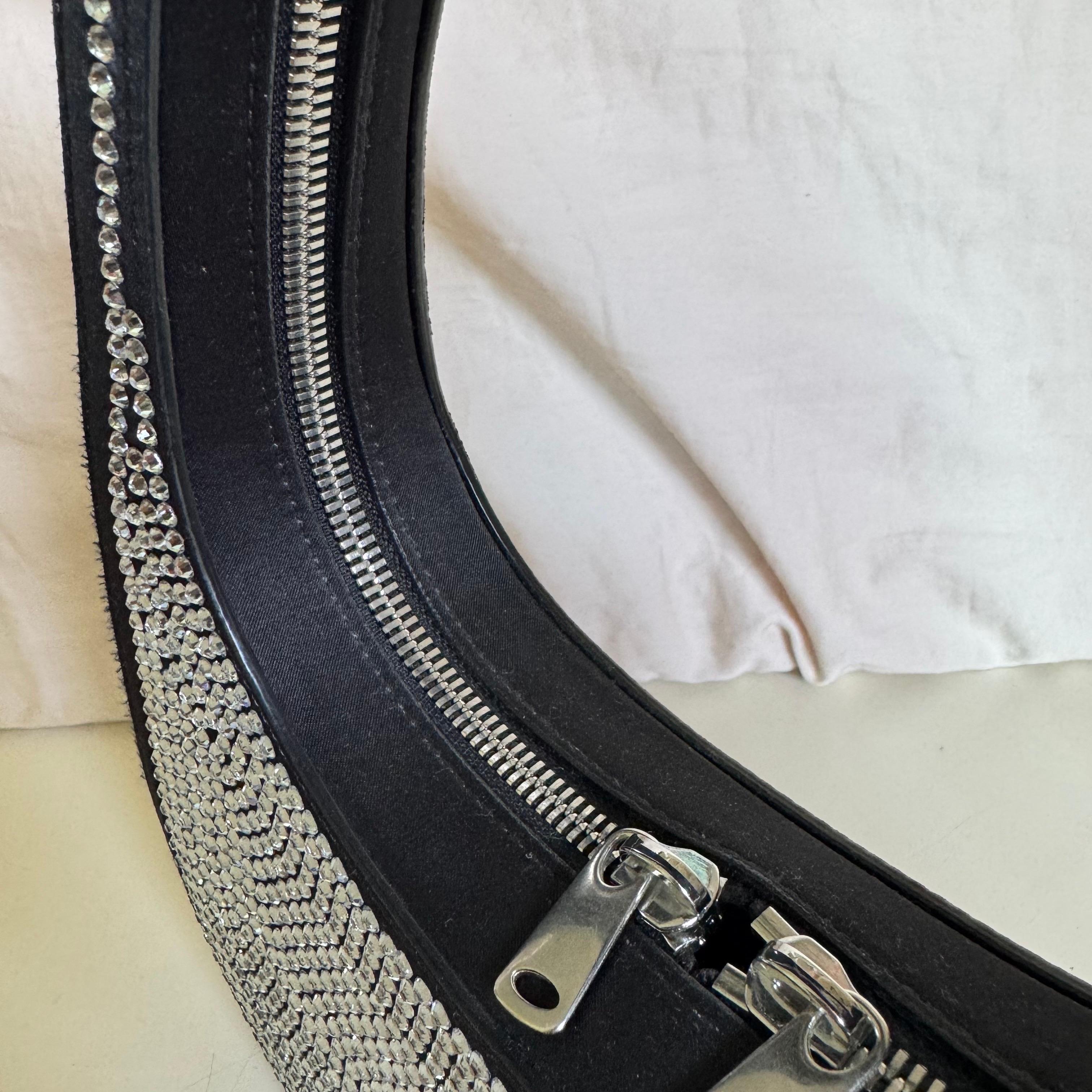 Borsa Coperni Mini Swipe impreziosita da cristalli, nera in vendita 15