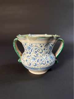 Laertine majolica amateur cup - end of XVII century