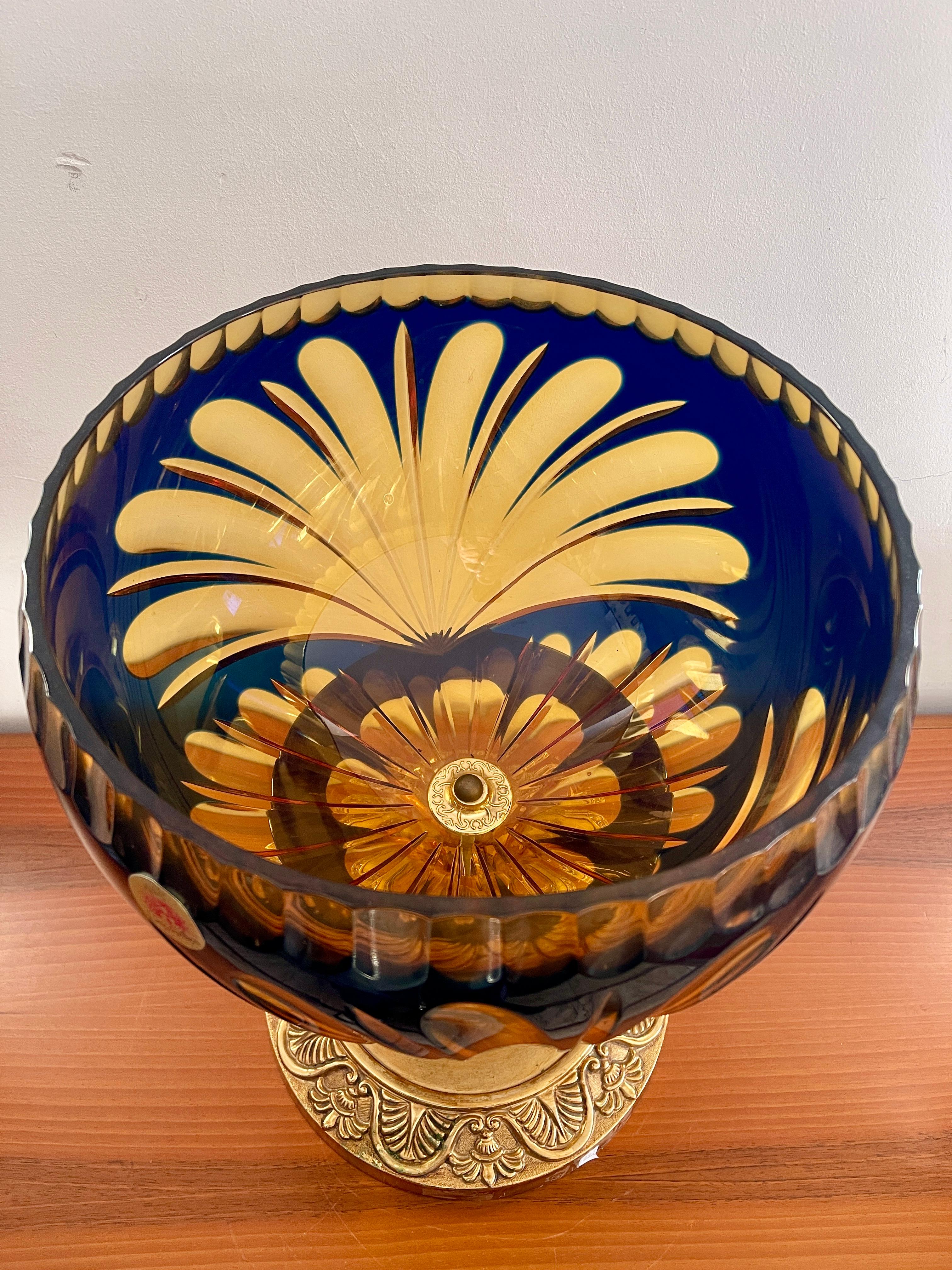Beveled crystal and bronze handcrafted luxury cup italy 1990s For Sale 3