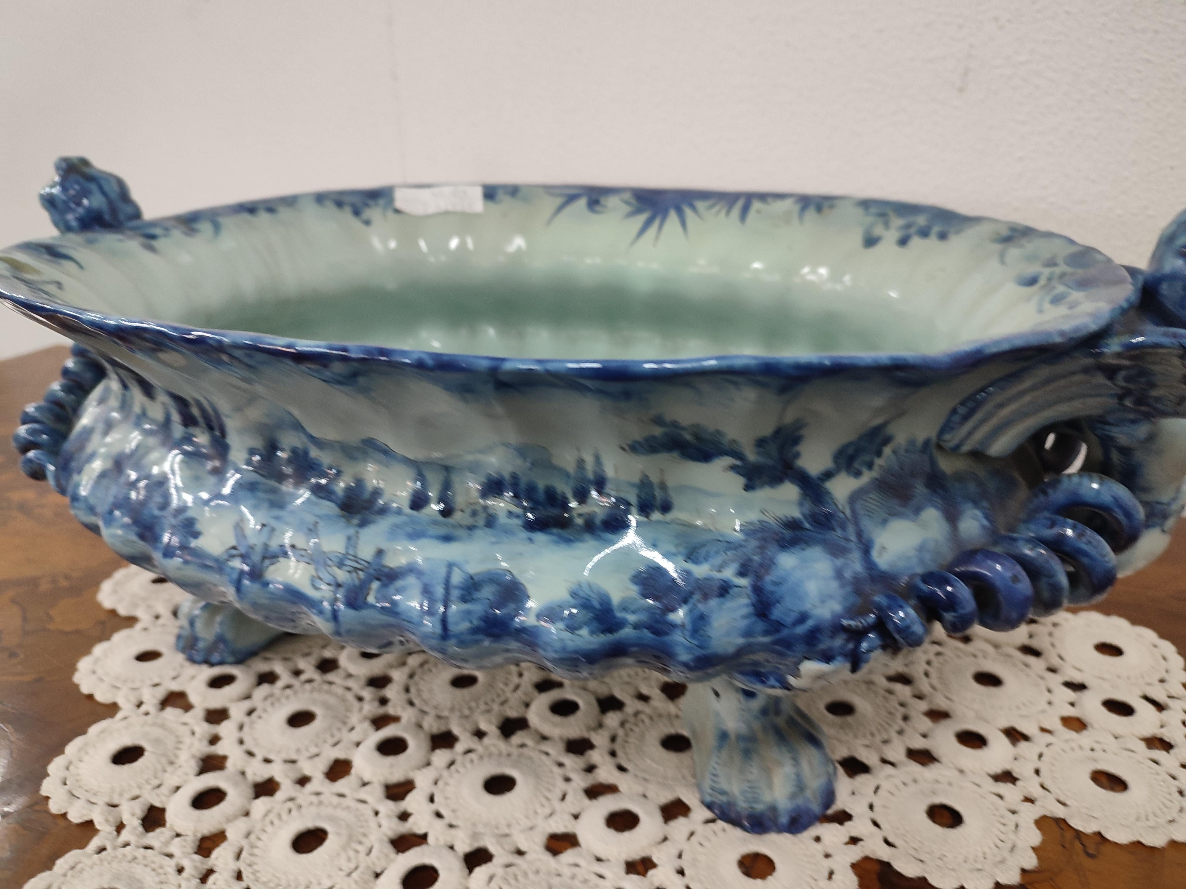 French Blue and white majolica bowl For Sale