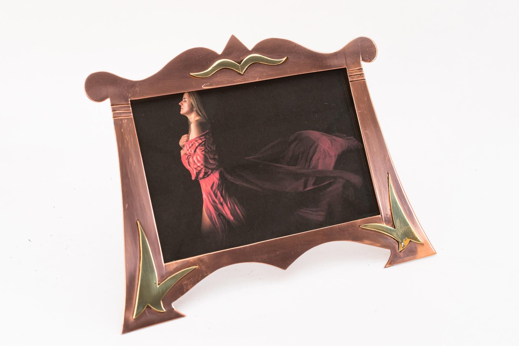 Art Déco Cornice per quadri art déco in rame e ottone con vetro, anni '20 circa in vendita