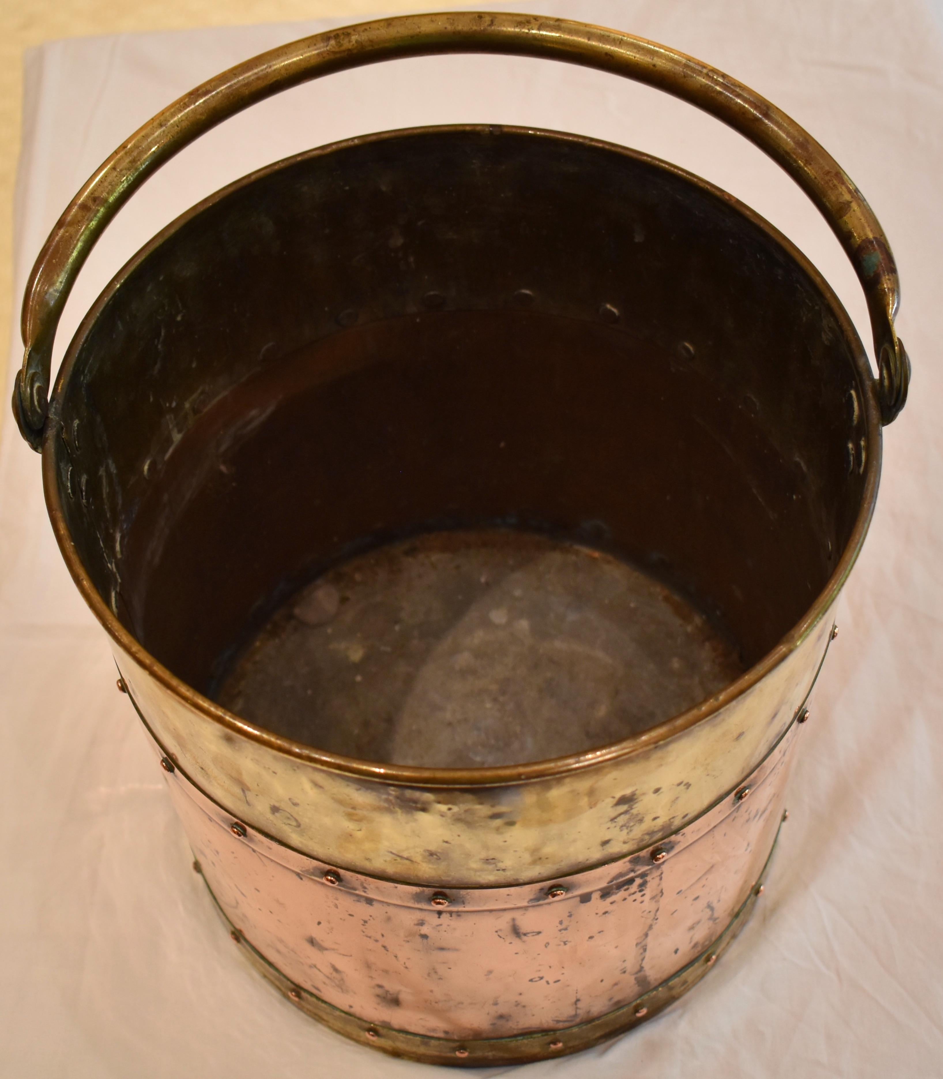 Copper and Brass Coal Bucket In Good Condition In London, GB