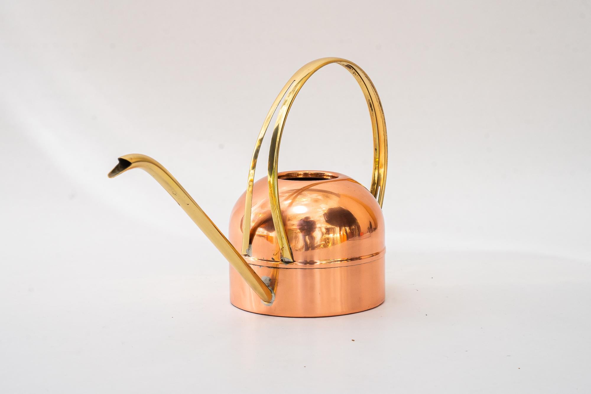 Mid-Century Modern Arrosoir combiné en cuivre et laiton, Vienne, vers 1950 en vente