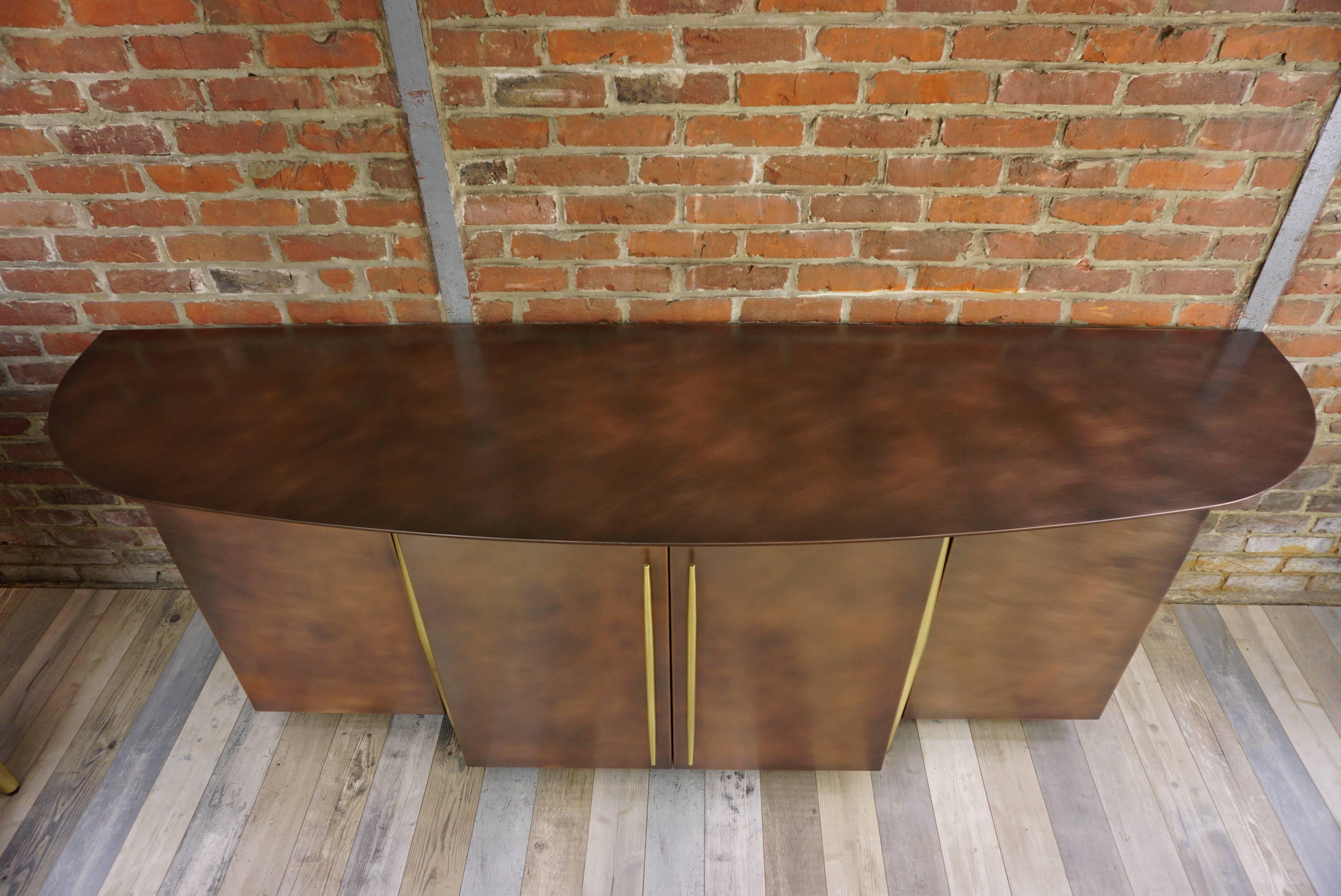 Belgo Chrome design sideboard in copper and brass:
BC Design, worldwide and more commonly known as Belgo Chrome, was (the house no longer exists today) specializing in the design and manufacture of high-quality furniture, side cabinets and