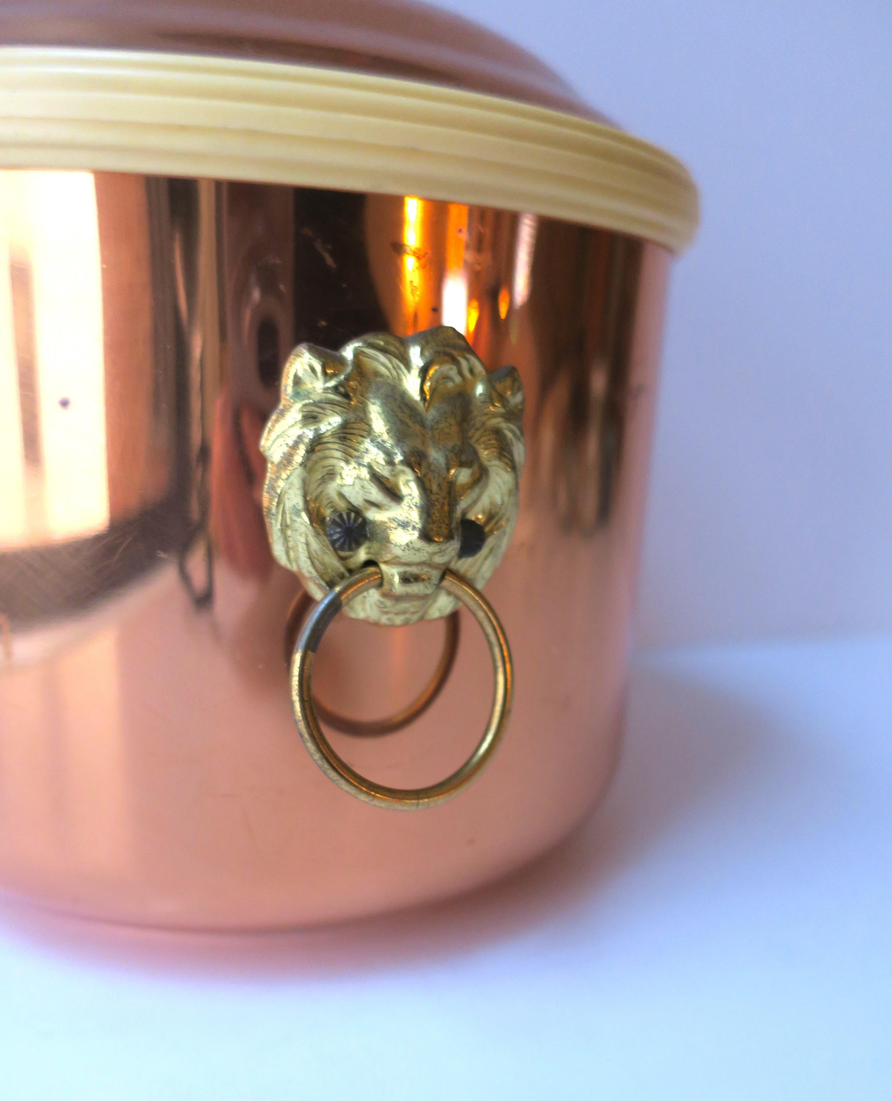 20th Century Copper and Brass Ice Bucket with Lion Head Design  For Sale