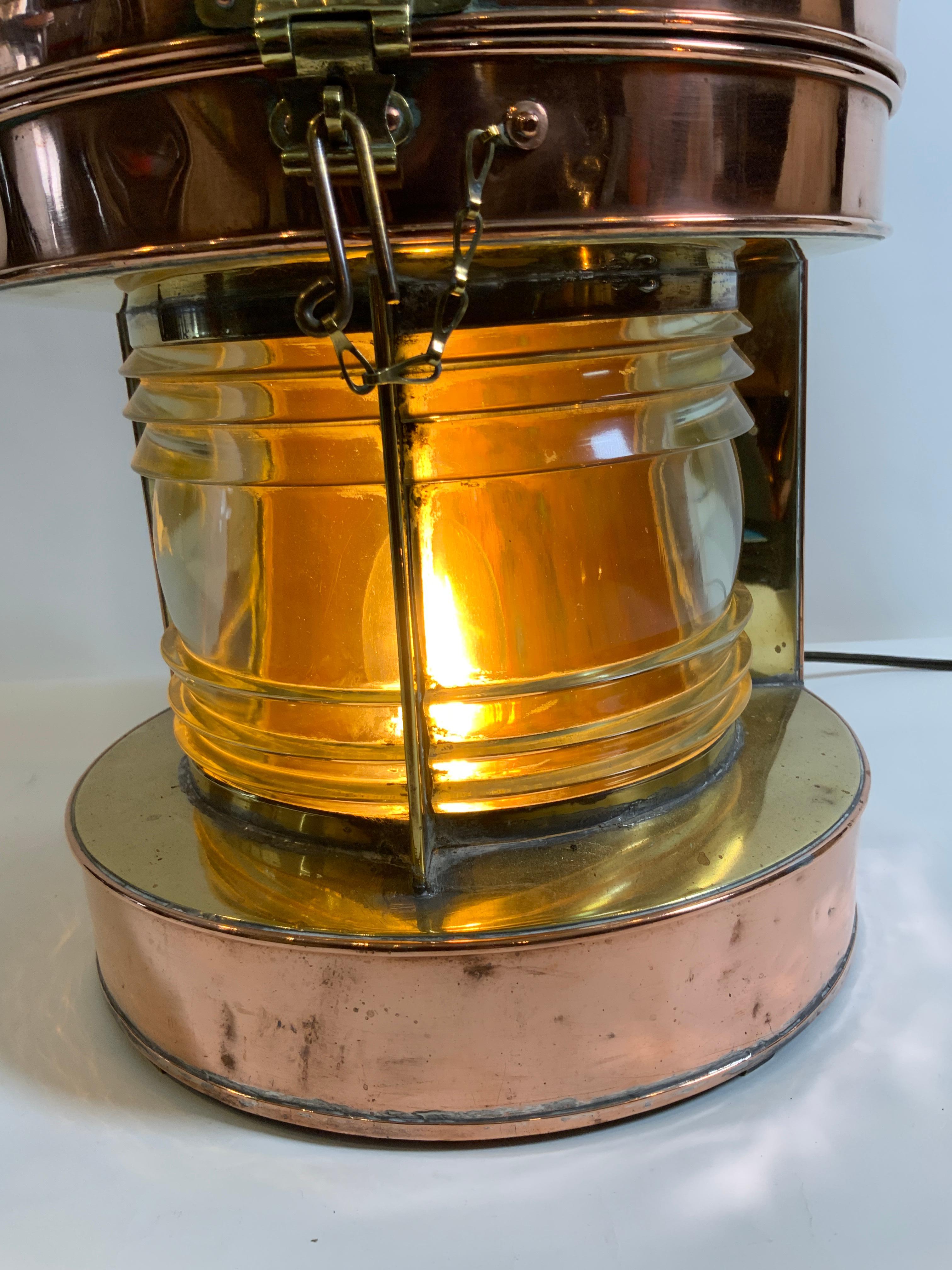Farol de cobre y latón para mástil de barco de Davey of London en venta 4