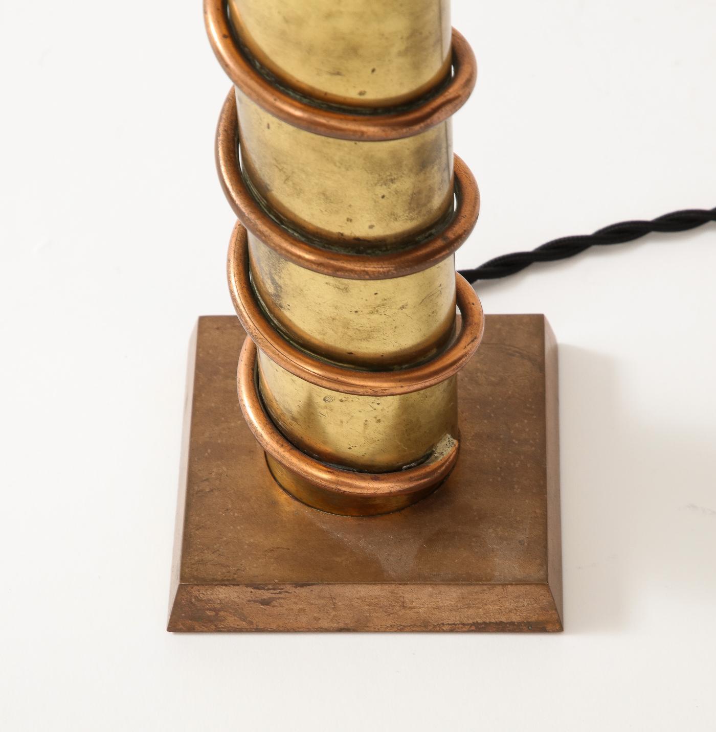 20ième siècle Lampe de table en cuivre et laiton, France, vers 1940 en vente