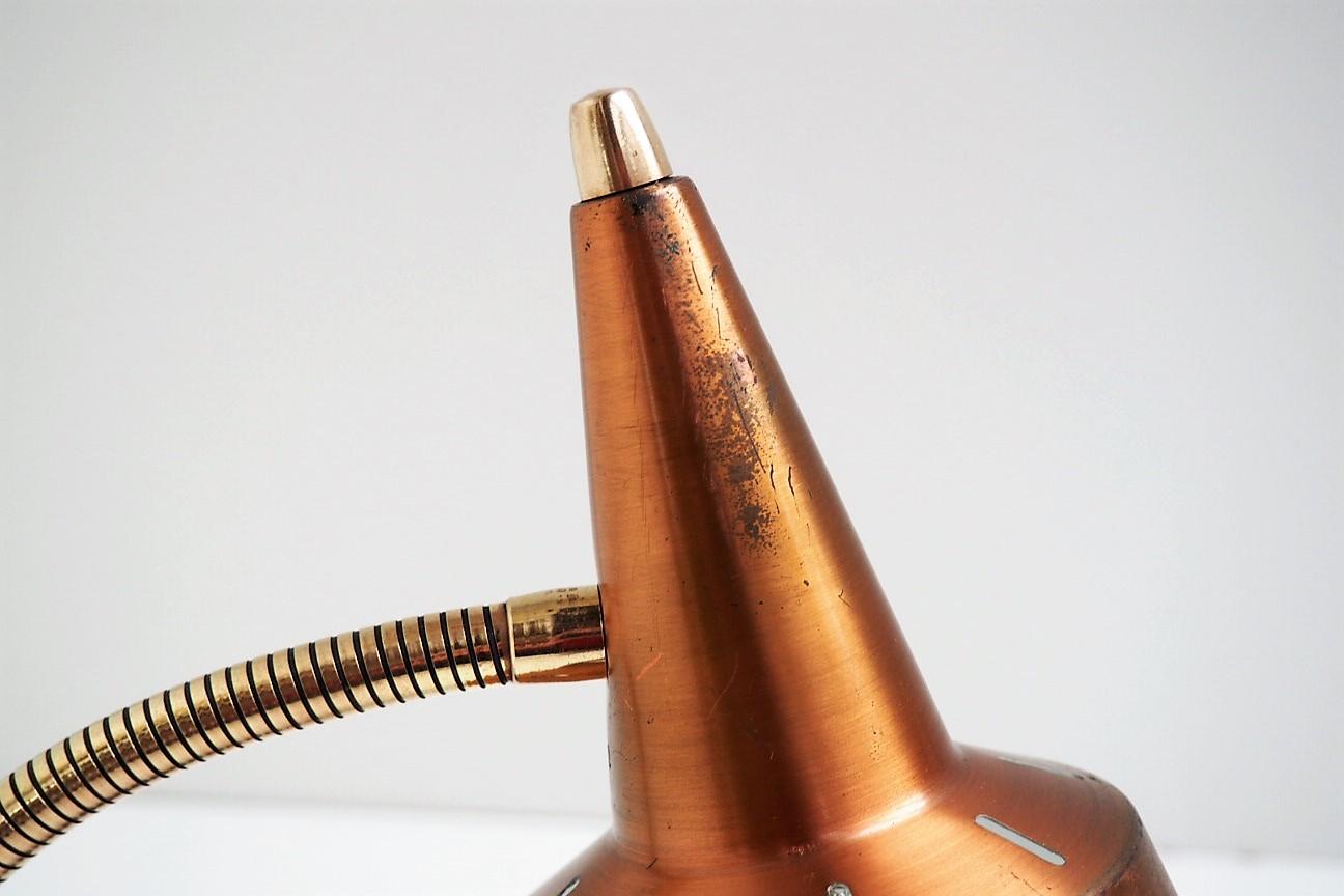 Mid-20th Century Copper and Brass Table Lamp in the Style of Lyfa, Modern Design from the 1950s For Sale