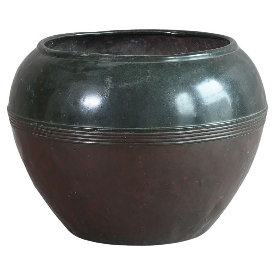 Vase en cuivre et laiton