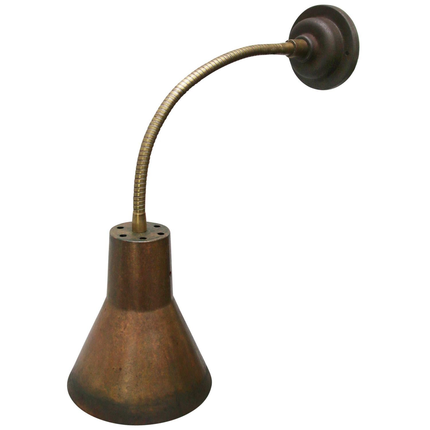 Copper and Brass Vintage Industrial Flexible Arm Wall Light Scone In Good Condition In Amsterdam, NL