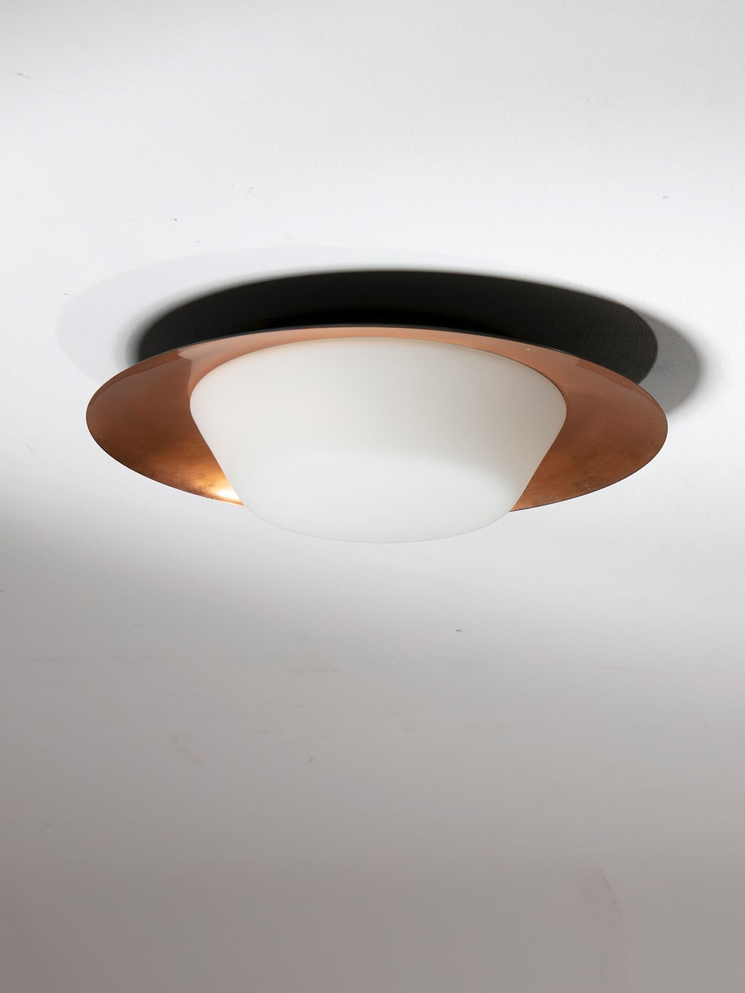 Lámpara de Pared / Techo de Cobre y Opalina by Candle, Italia, Años 50 en Bastante bueno estado para la venta en Milan, IT