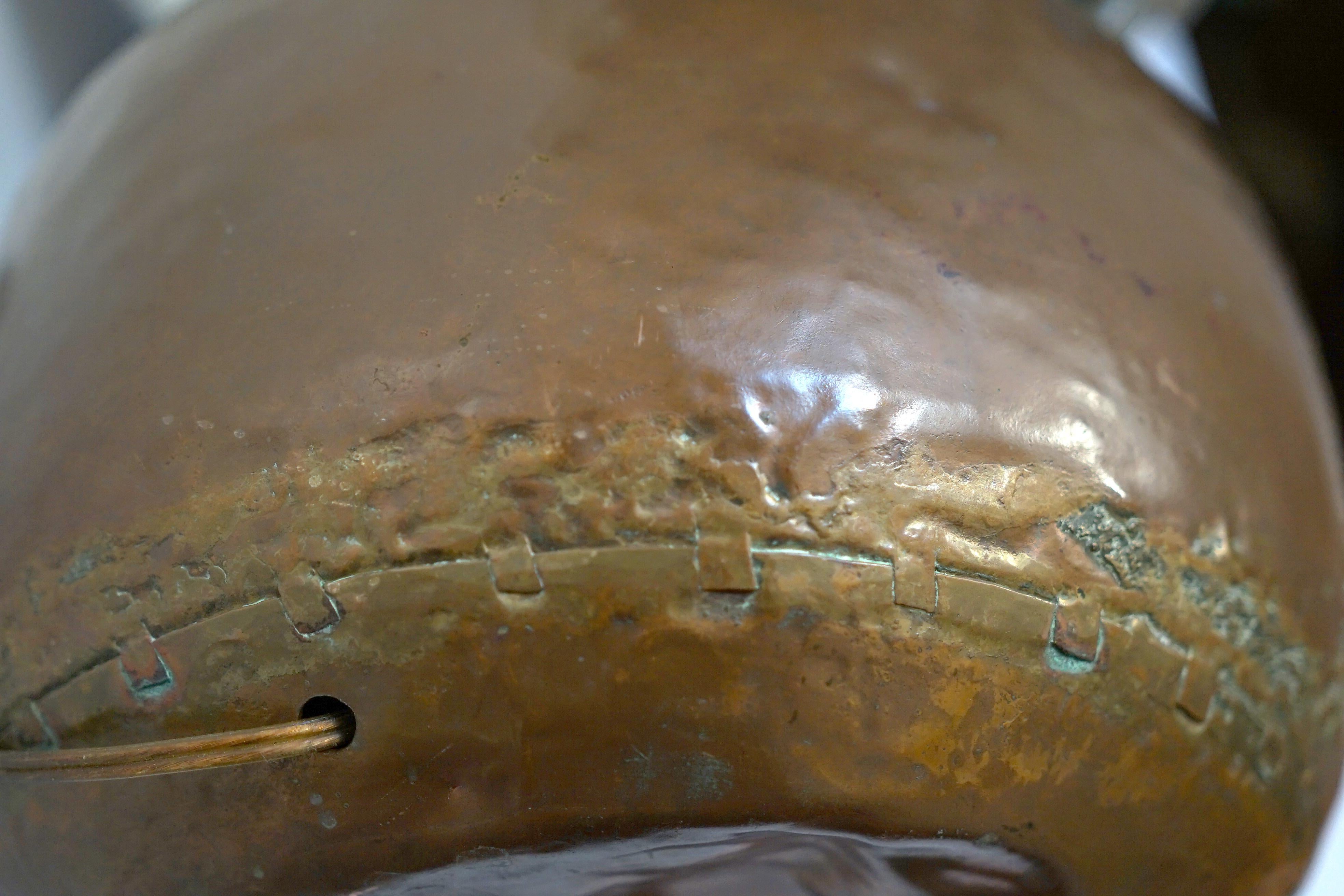 Antike, handgehämmerte Kupfer-Tischlampe im Stickley-Stil, Conversio, Arts and Crafts (Gehämmert) im Angebot
