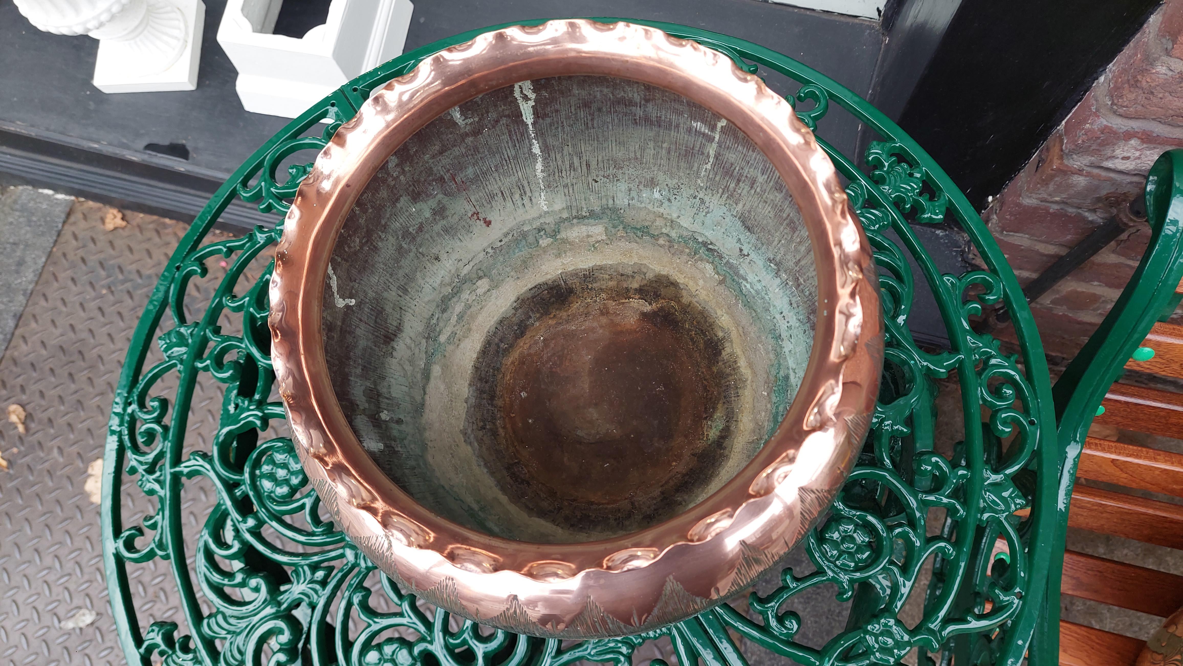 Anglais Jardinière en cuivre Arts & Crafts en vente