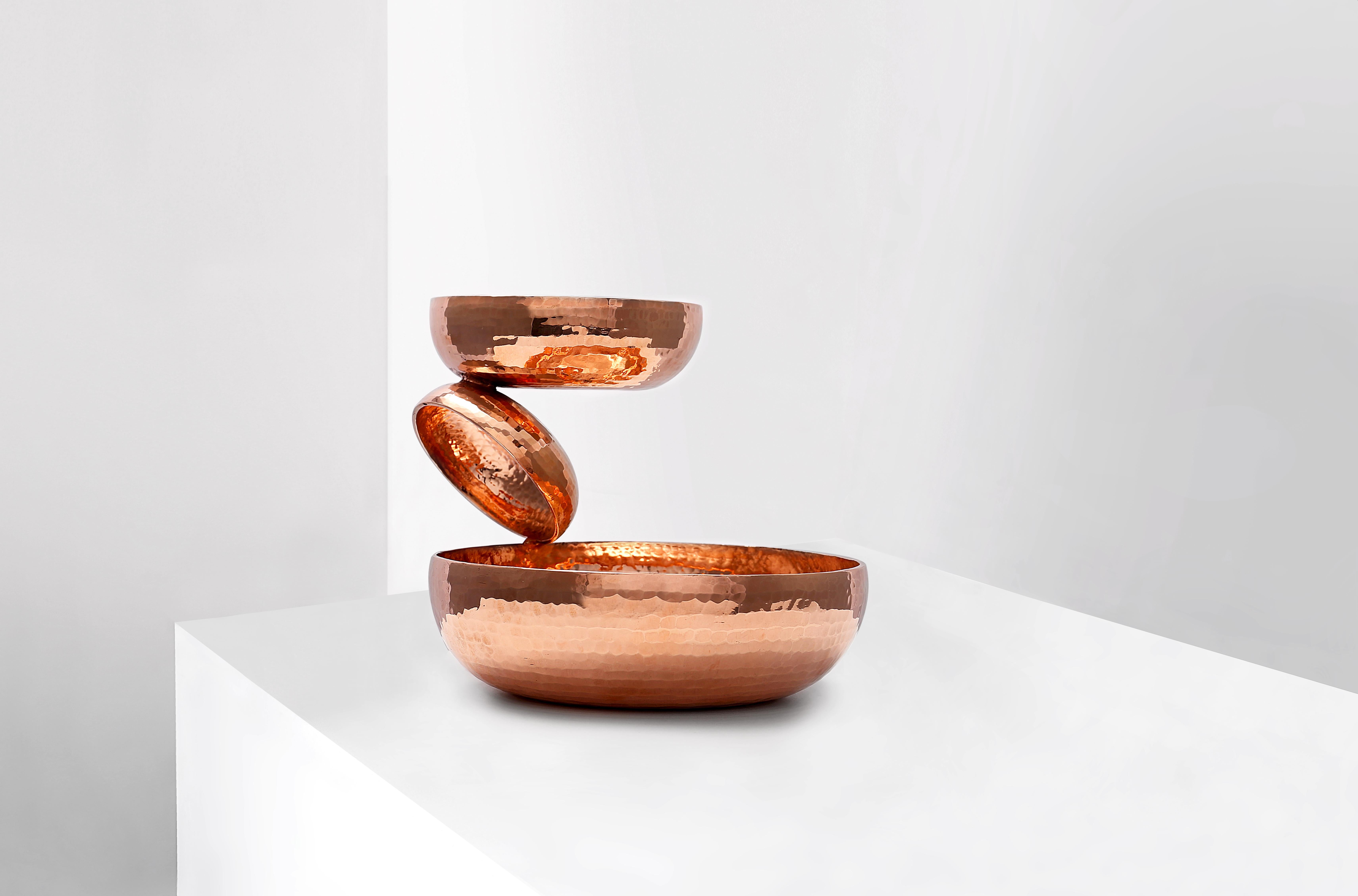 Copper balance bowls by Joel Escalona
Dimensions: D 70 x W 40 x H 60 cm
Materials: Copper
Also available in different dimensions and materials.

We met Napoleon in Santa Clara del Cobre due to a project we carried out for the Museum of Popular