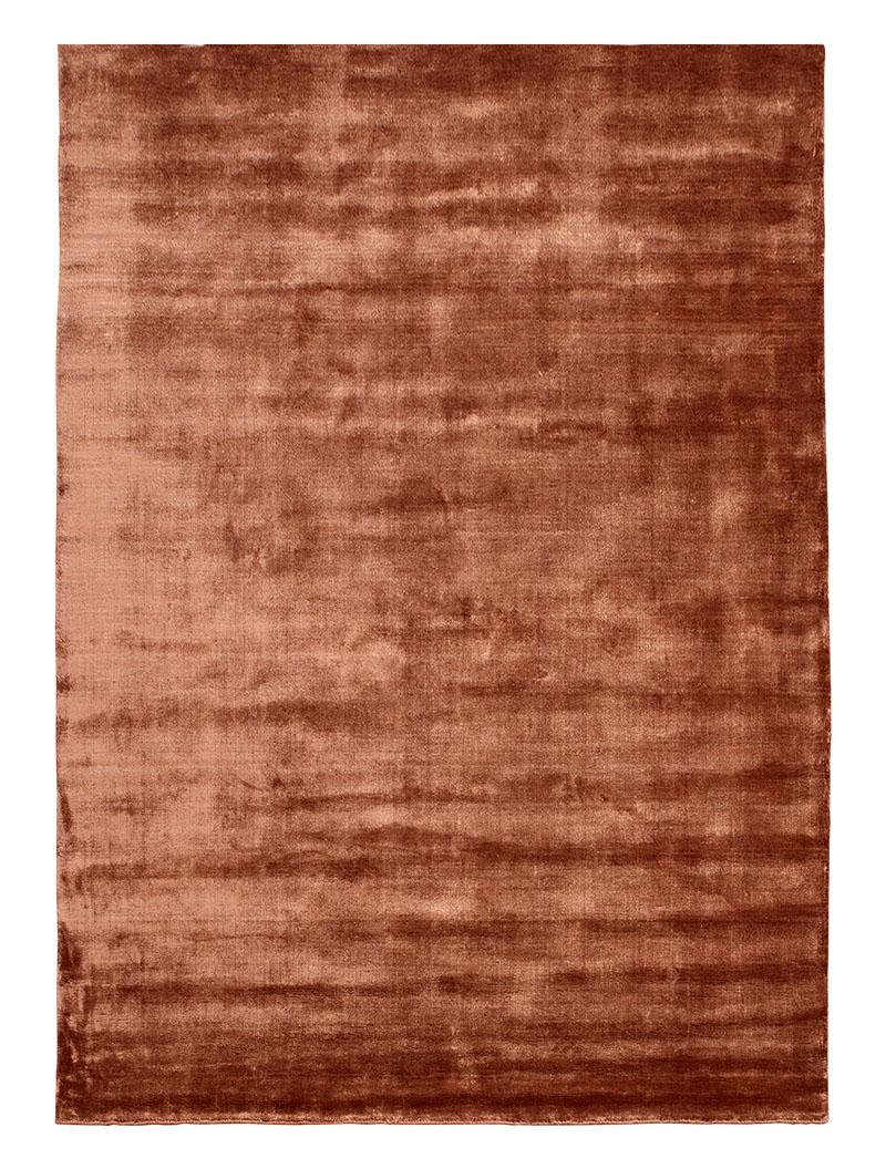 Copper bamboo carpet by Massimo Copenhagen.
Handwoven.
Materials: 100% bamboo
Dimensions: W 300 x H 400 cm
Available colors: light grey, grey, stiffkey blue, light brown, copper, and rose dust.
Other dimensions are available: 140 x 200 cm, 170