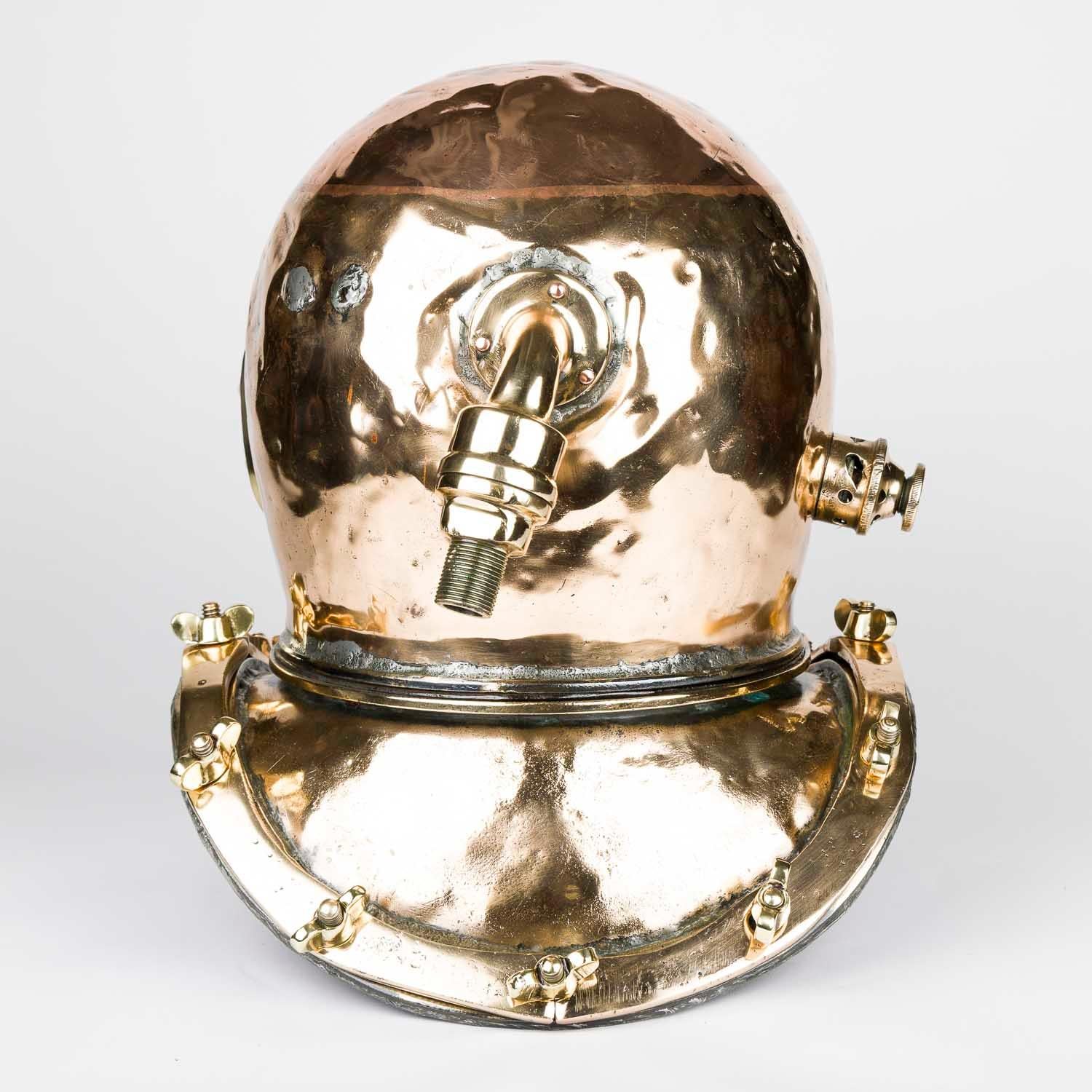 Copper & brass 12 bolt diving helmet en vente 7