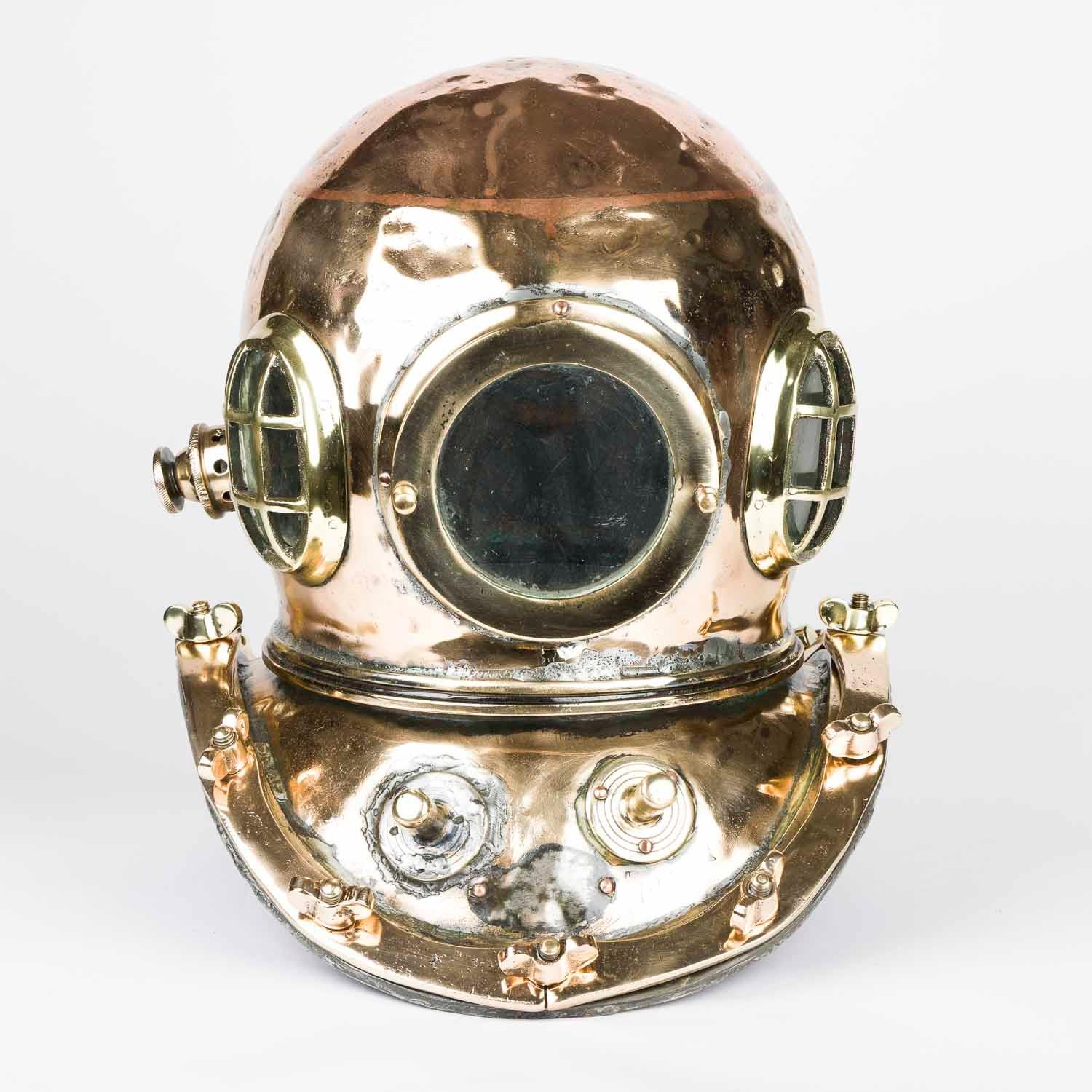 Copper & brass 12 bolt diving helmet en vente 2