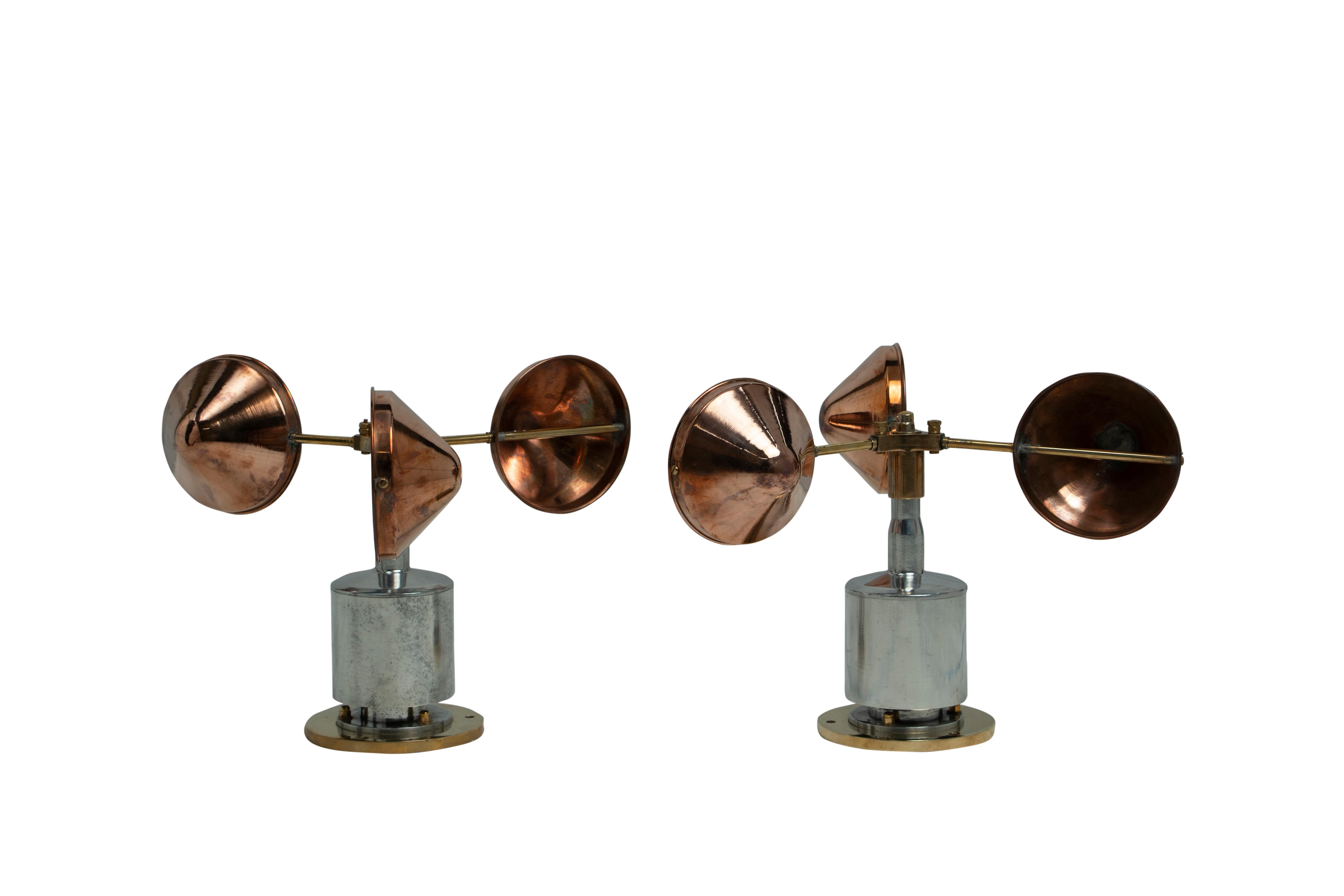 Cuivre Anémomètre de navire en cuivre, laiton et chrome en vente