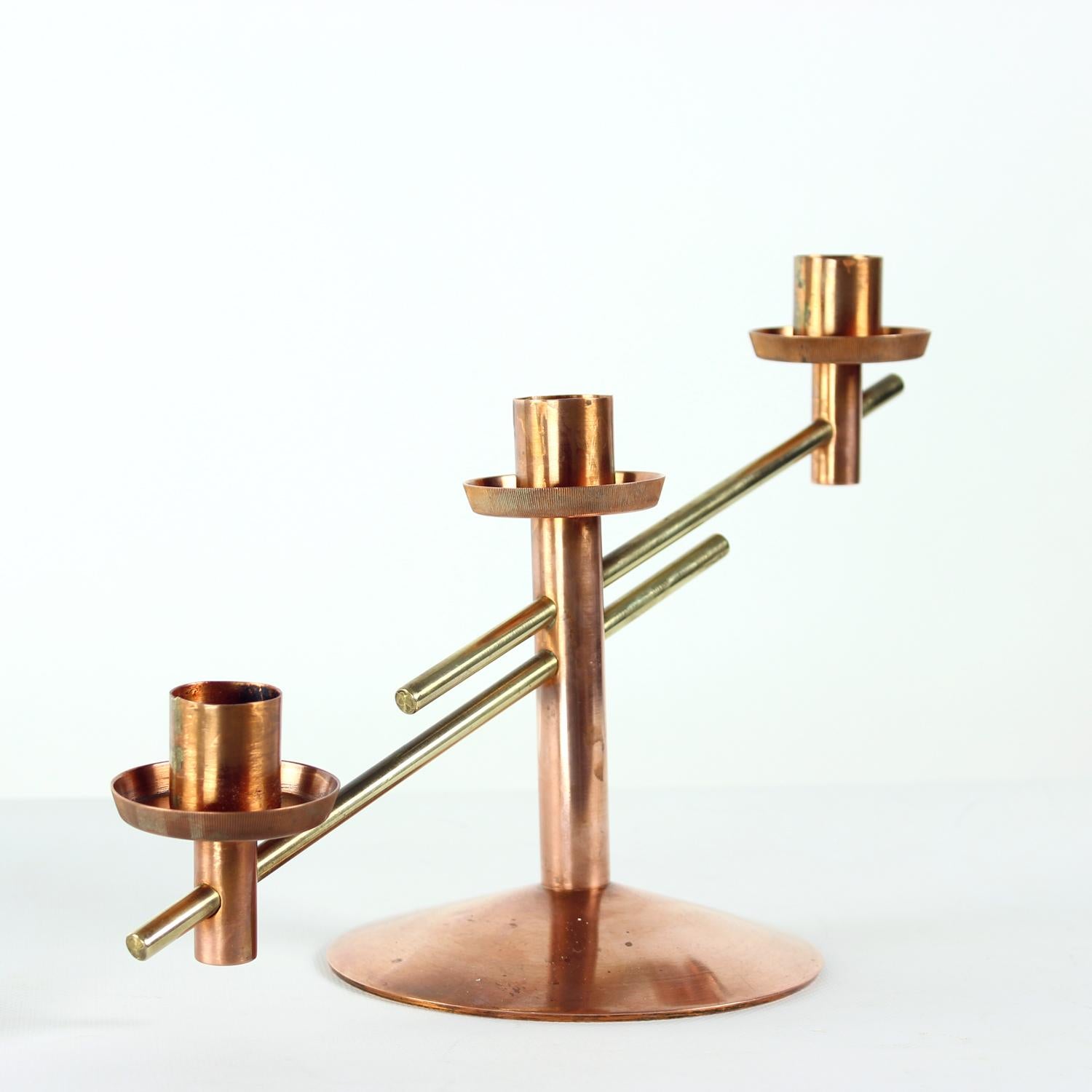 Laiton Bougeoir en cuivre et laiton, Tchécoslovaquie, années 1970 en vente