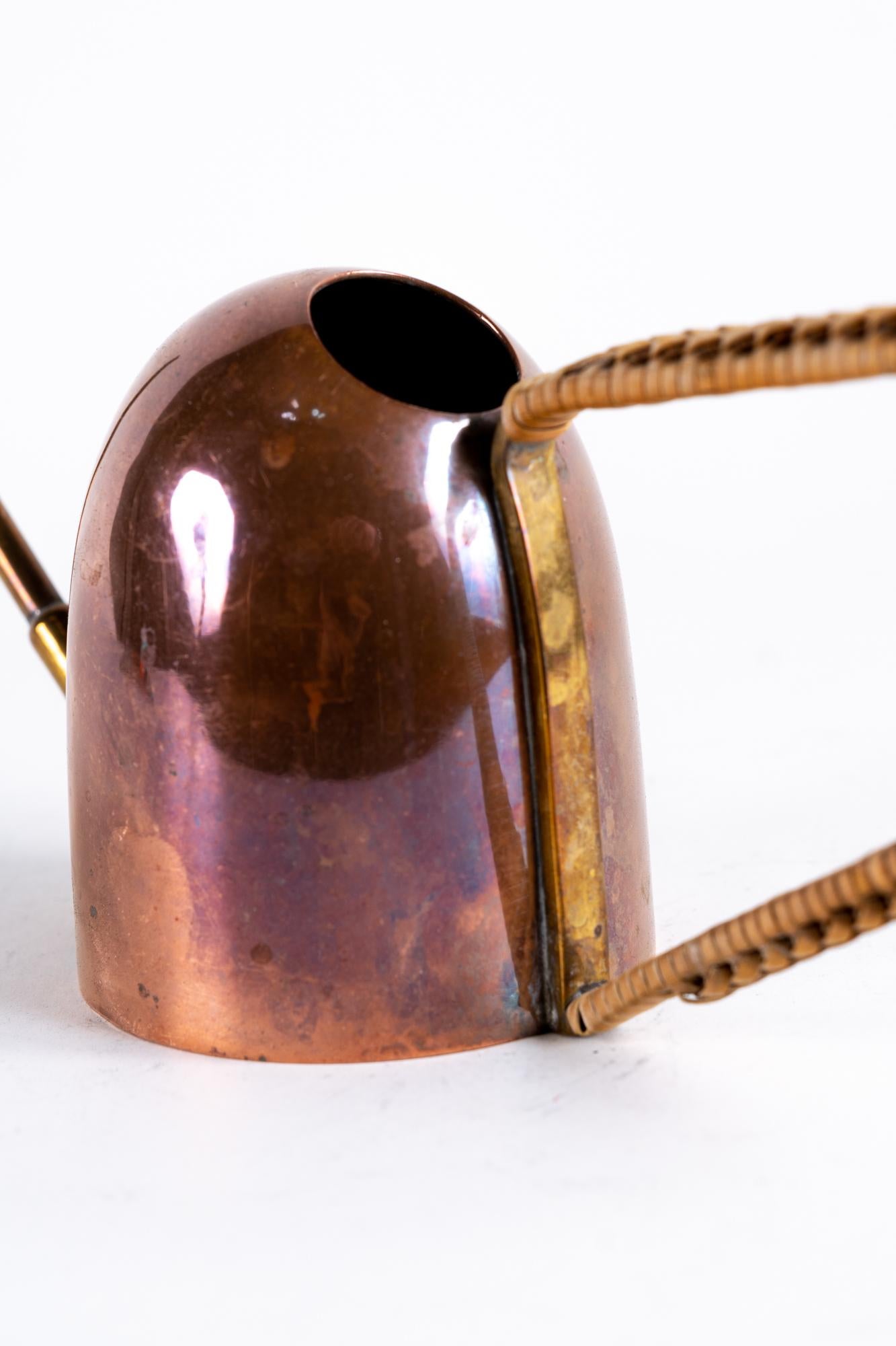 Mid-20th Century Copper Can Vienna Around 1950s For Sale