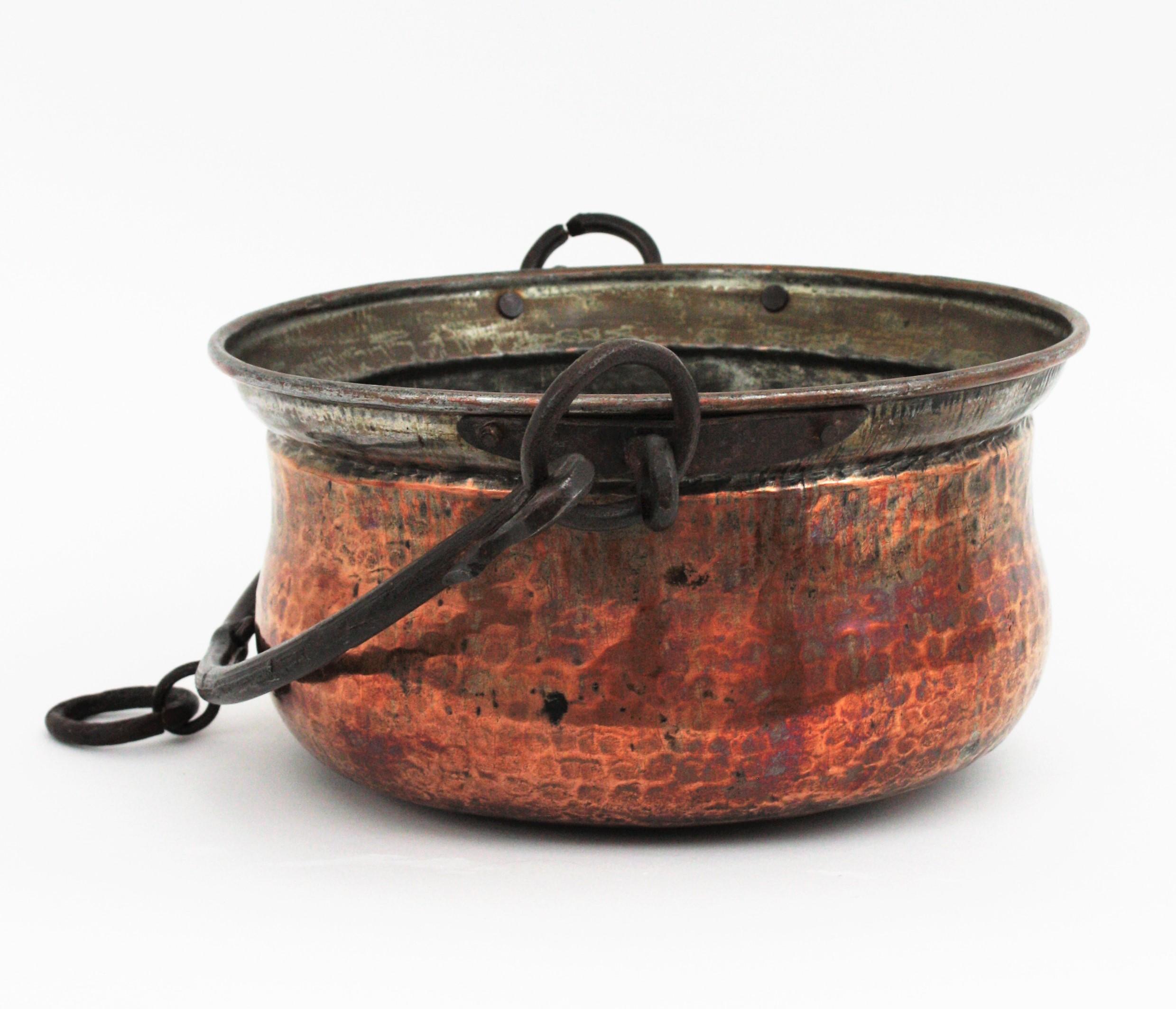 Copper Cauldron Centerpiece Bowl / Wine Cooler / Planter For Sale 4