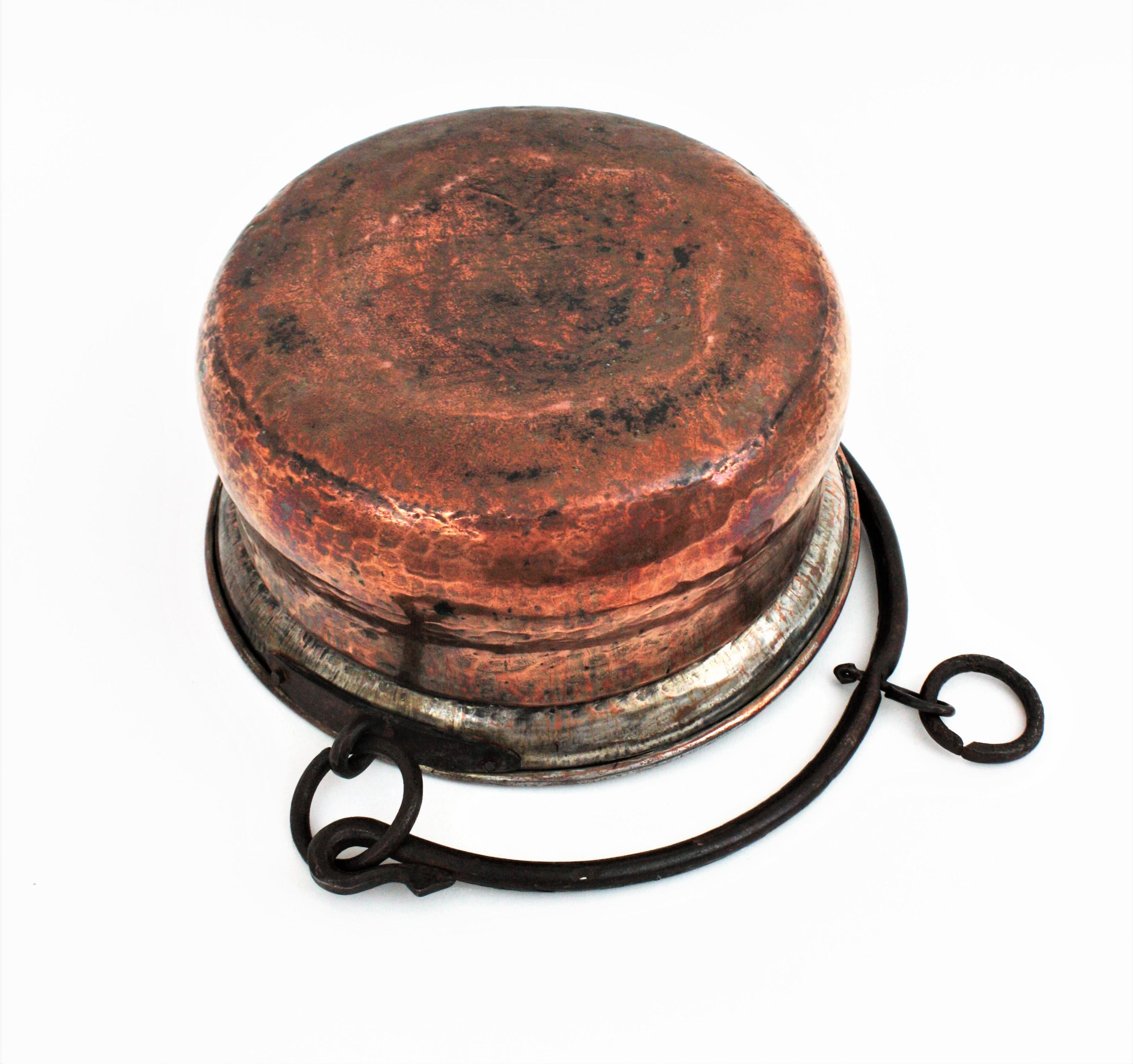 Copper Cauldron Centerpiece Bowl / Wine Cooler / Planter For Sale 11