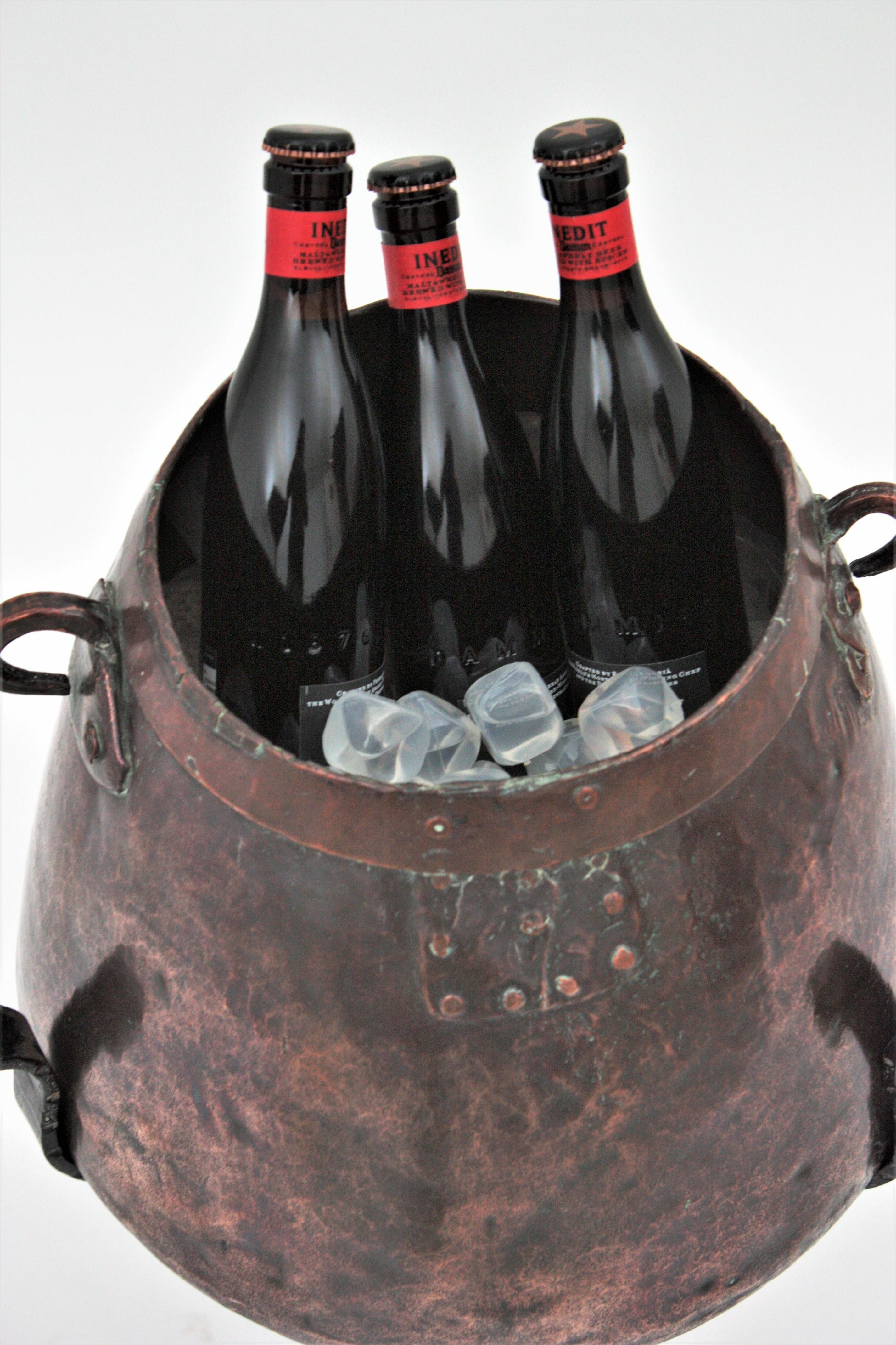 Spanish Cauldron Ice Bucket Champagne Cooler on Tripod Stand, Copper and Iron For Sale