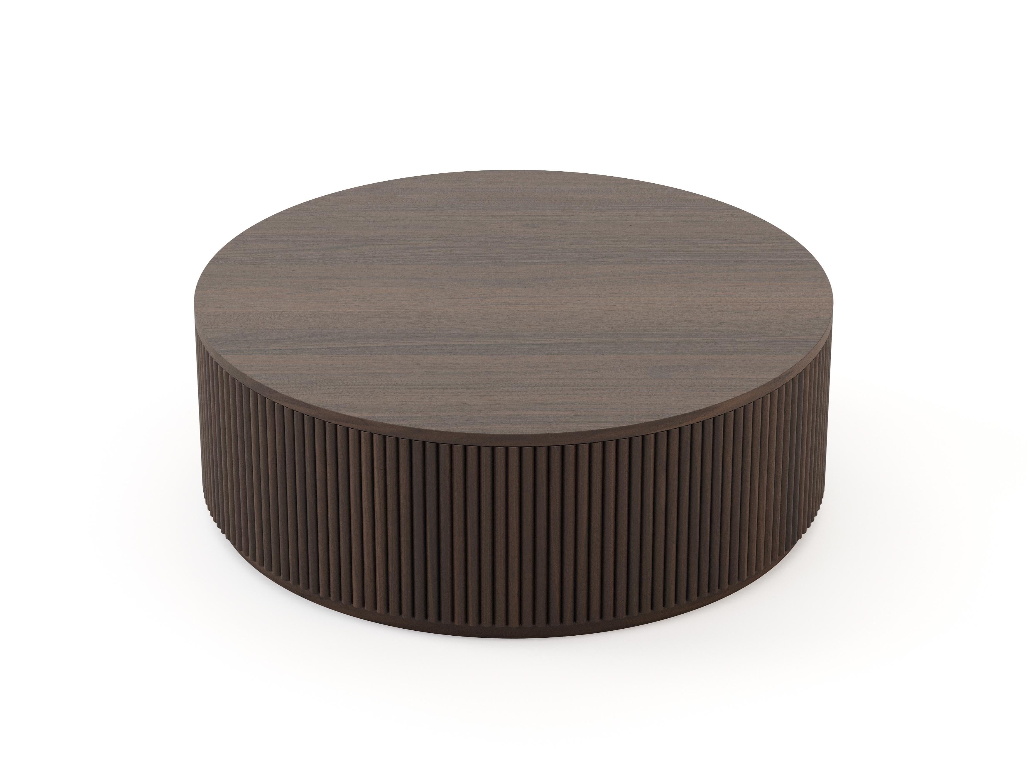 A design concept that combines the rustic beauty of corrugated wood with the sleek elegance of copper. At the heart of this collection is the copper coffee table - a piece that will add warmth and character to any Nordic or minimalist