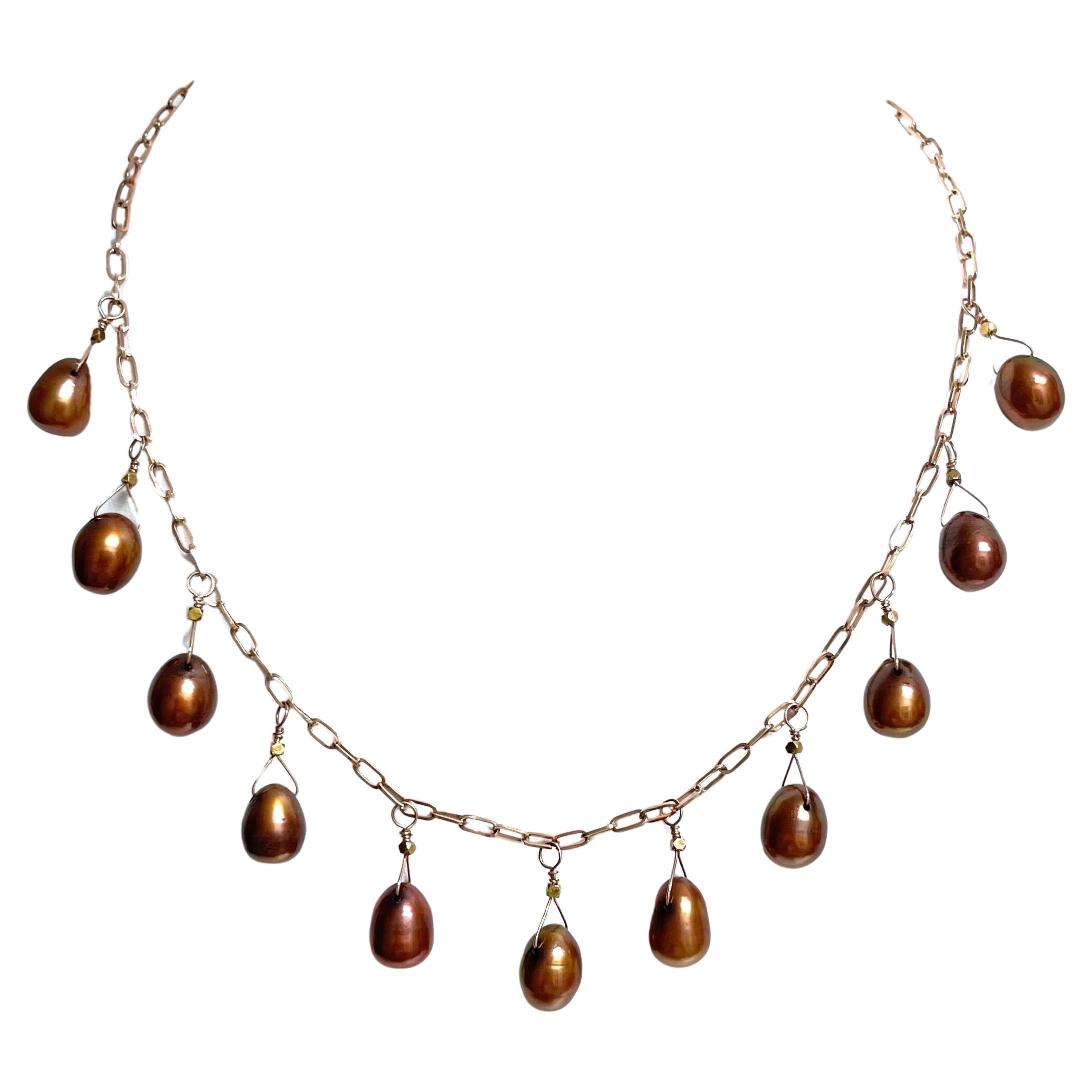 Women's Copper Color Pearls and Rose Gold Chain Paradizia Necklace For Sale